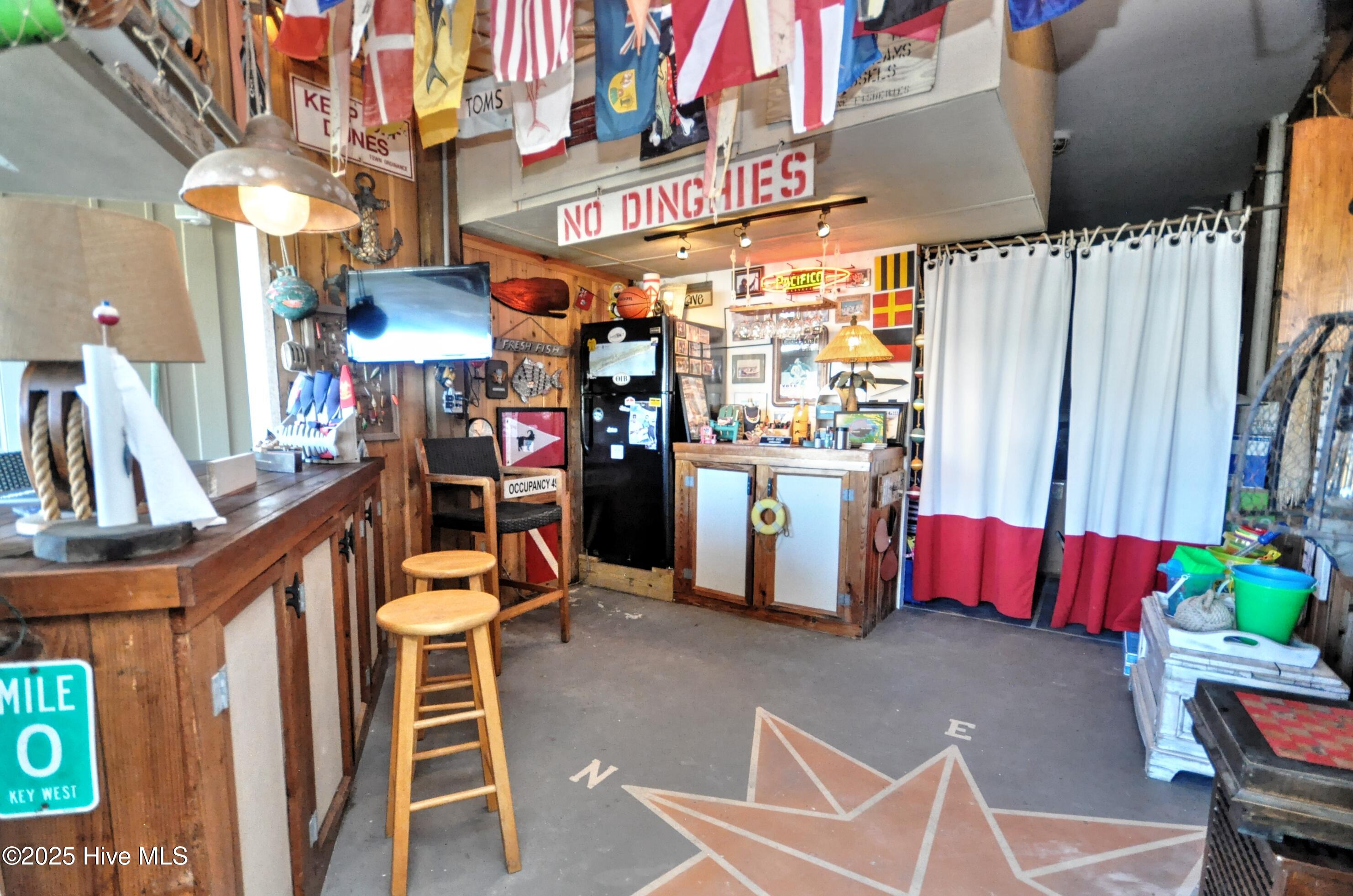 100537753 | Photo 51