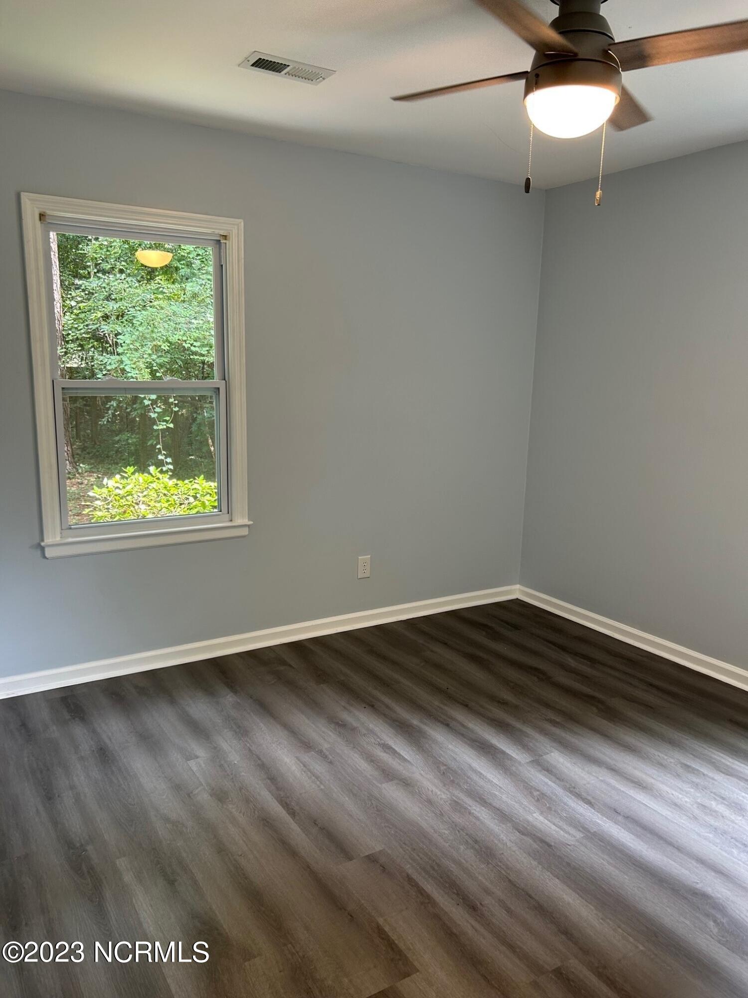 100546804 | Photo 15