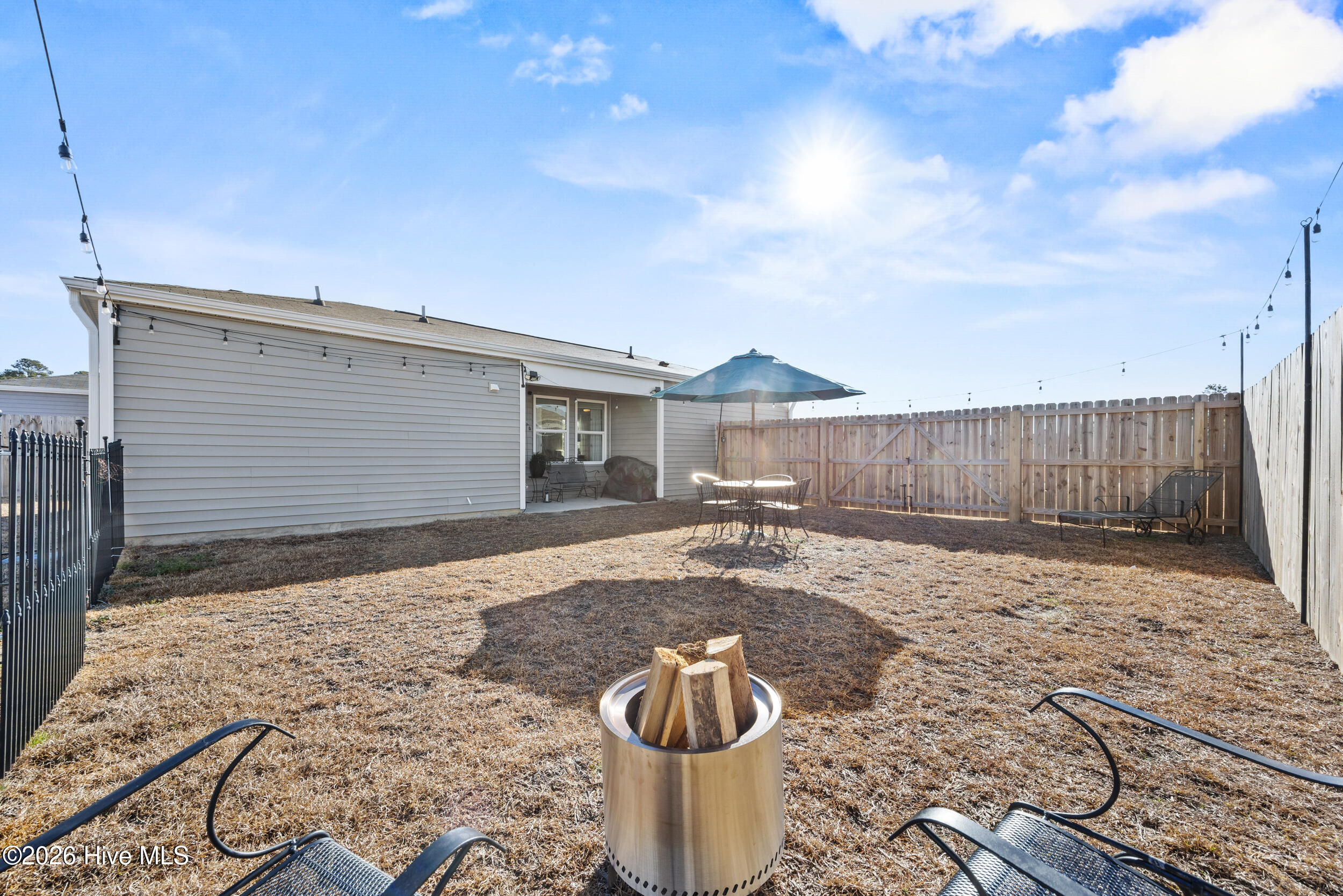 100555652 | Photo 42