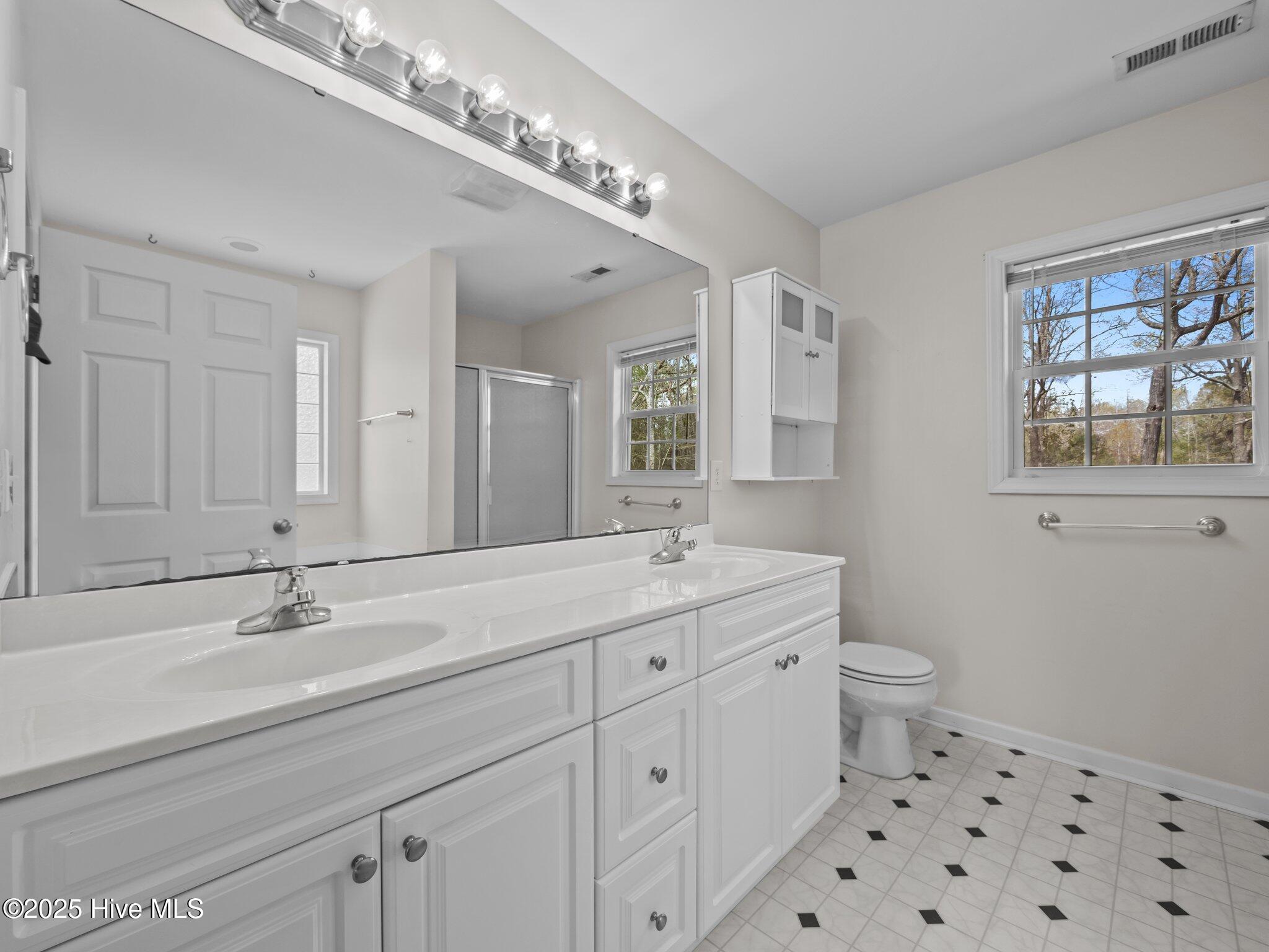 100544951 | Photo 22