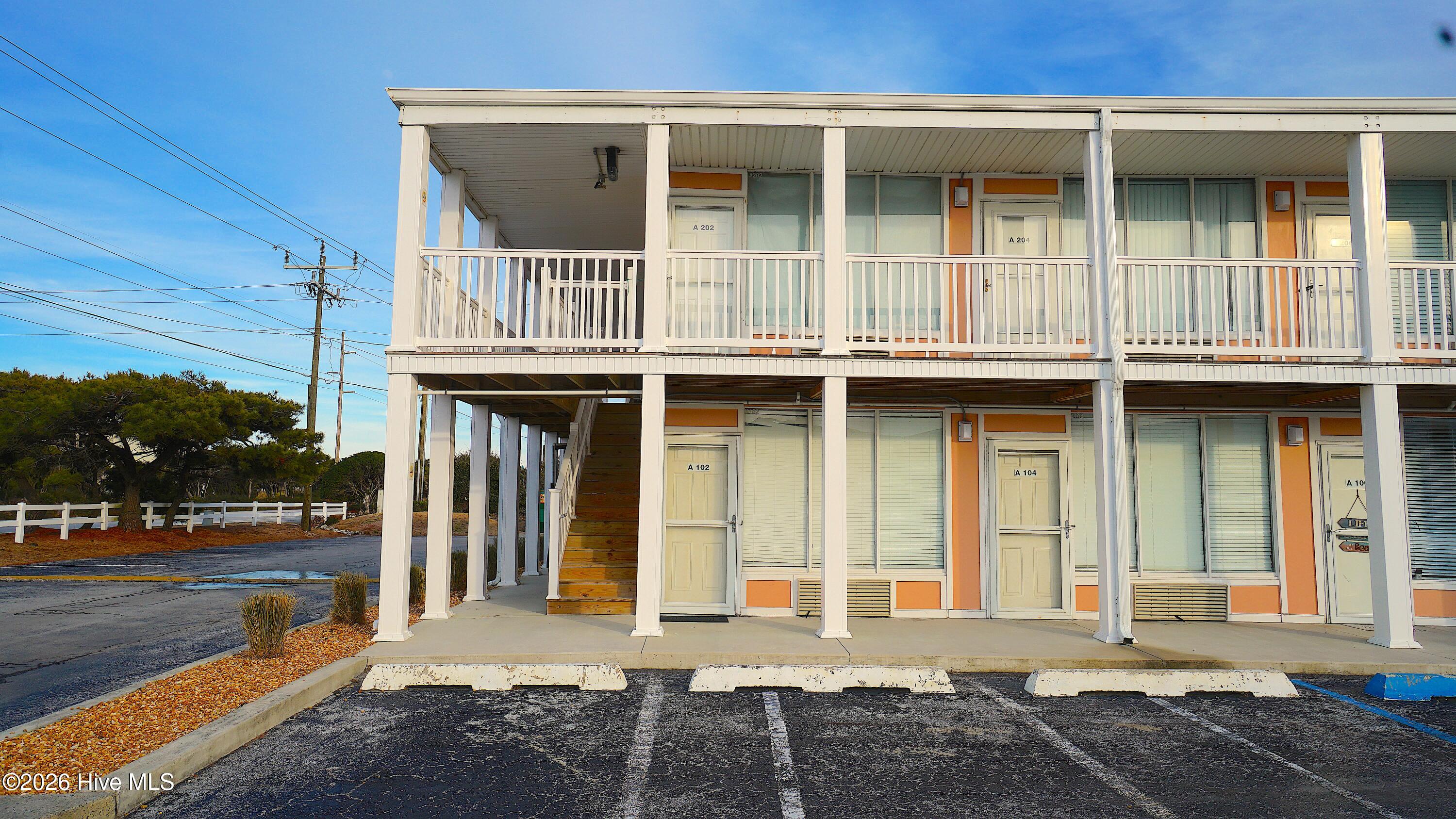 2401 W Ft Macon Road A202,Atlantic Beach