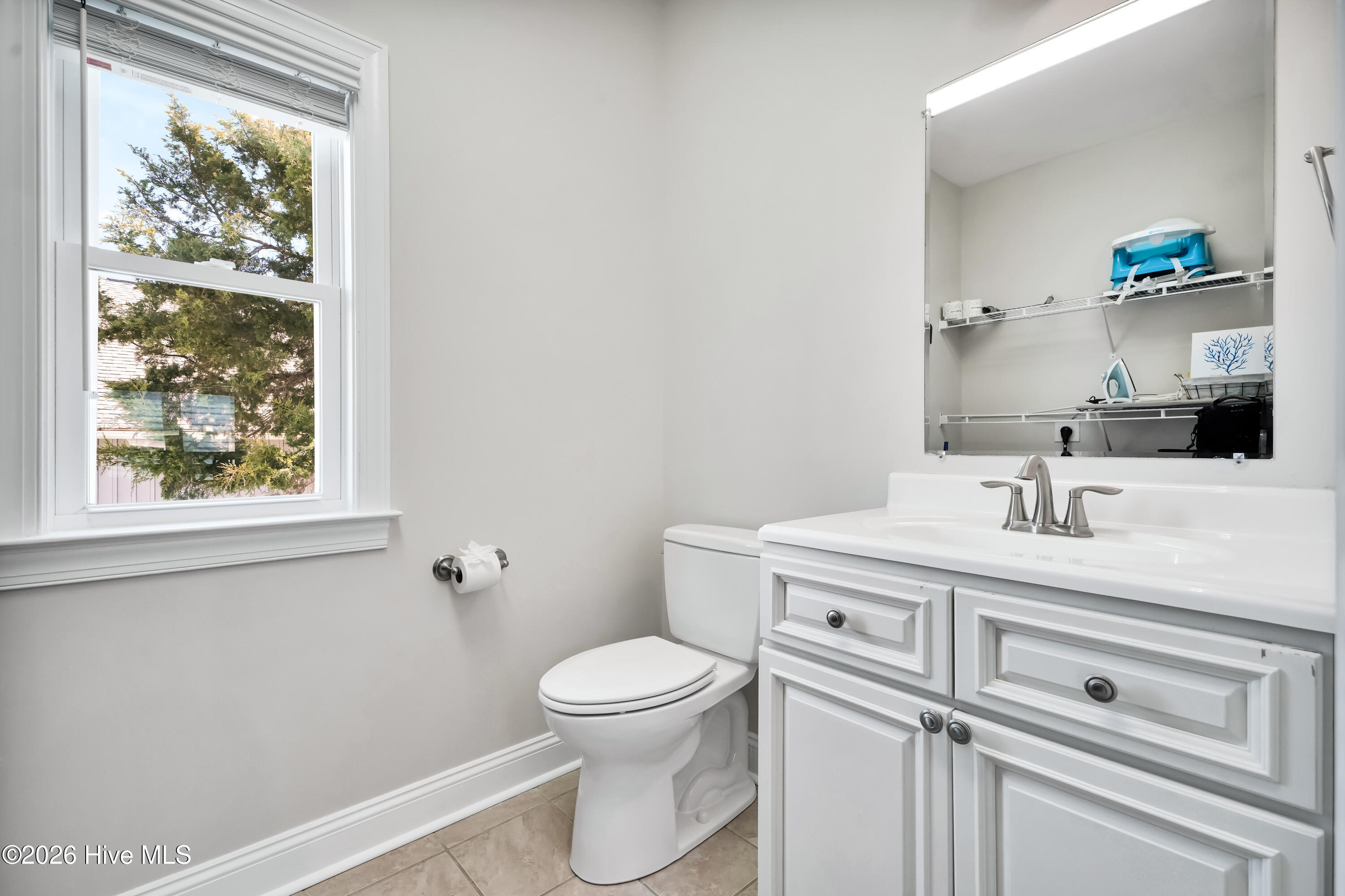 100559686 | Photo 23