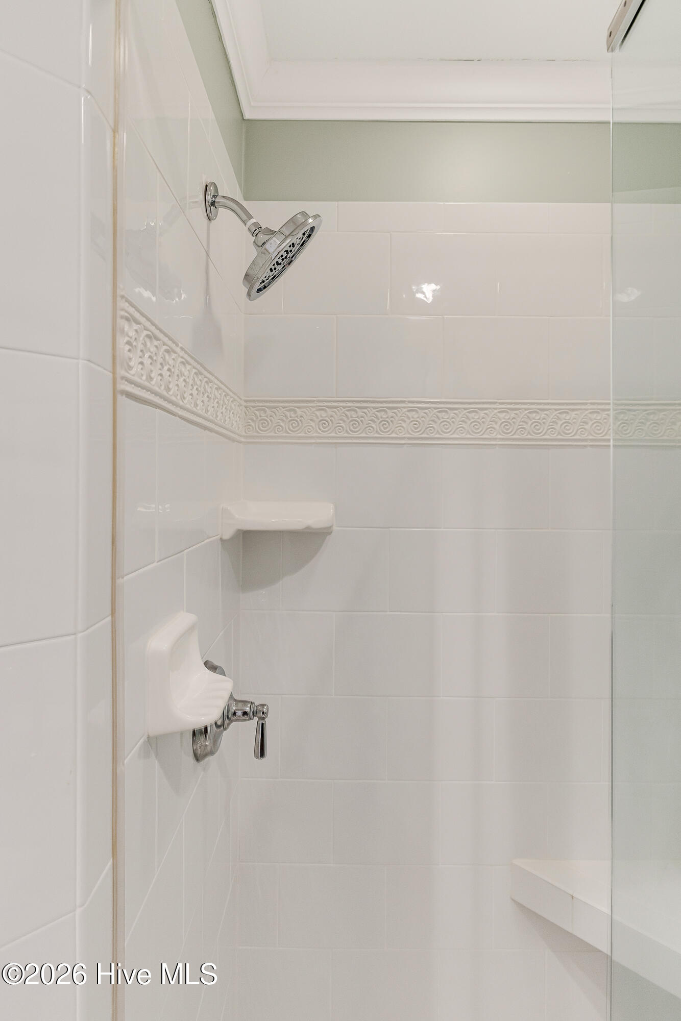 100567897 | Photo 43