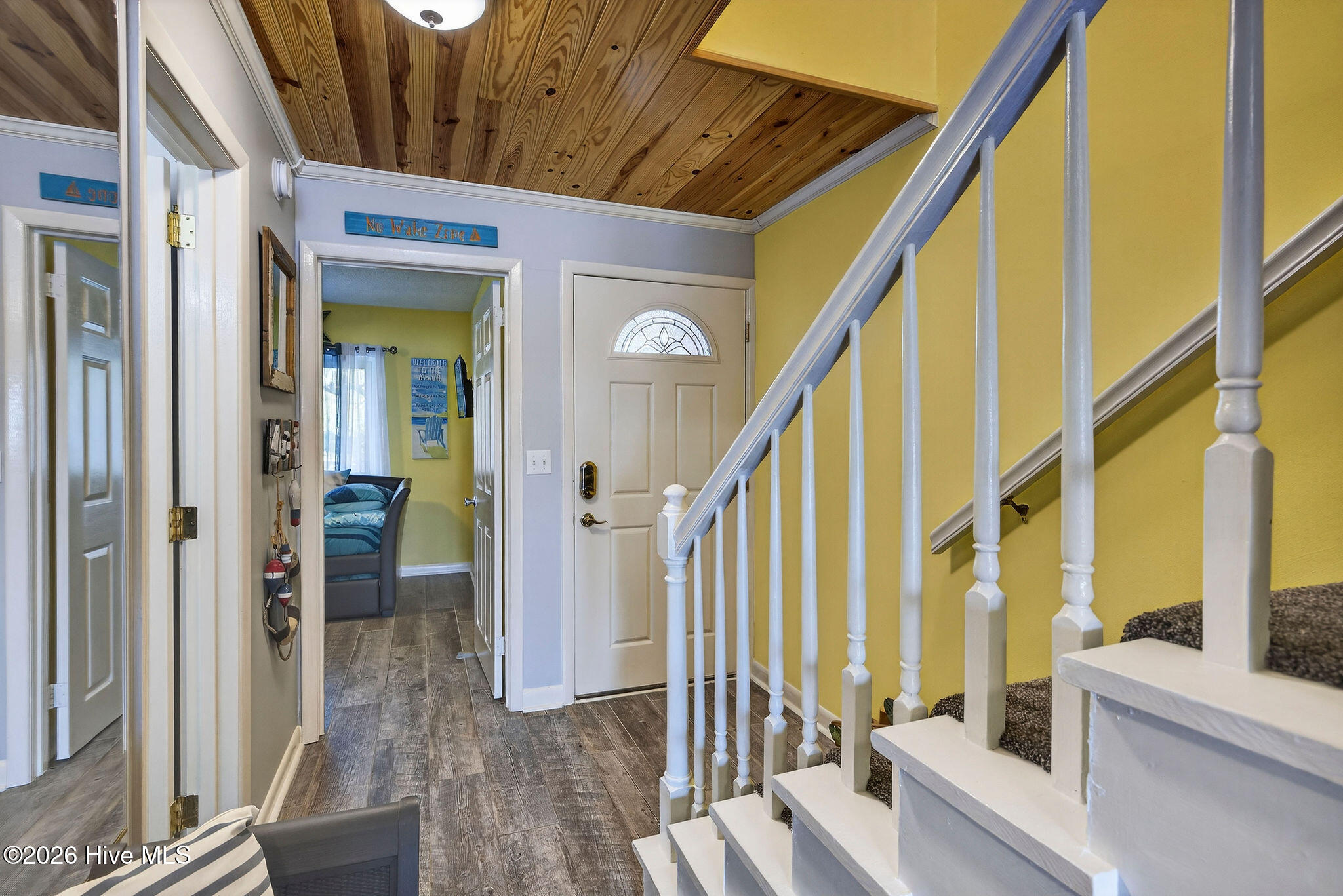 100564348 | Photo 18