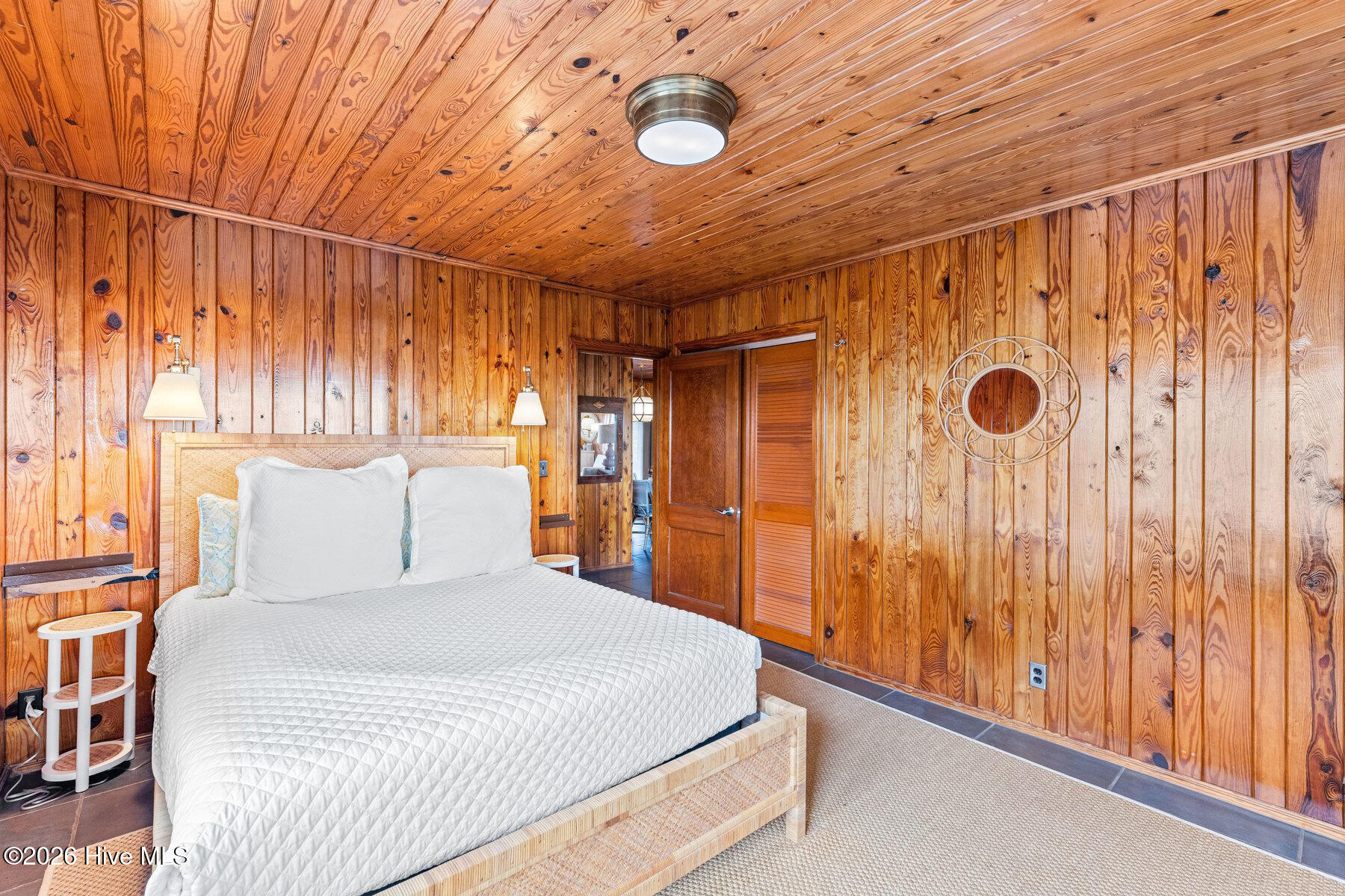 100550434 | Photo 20