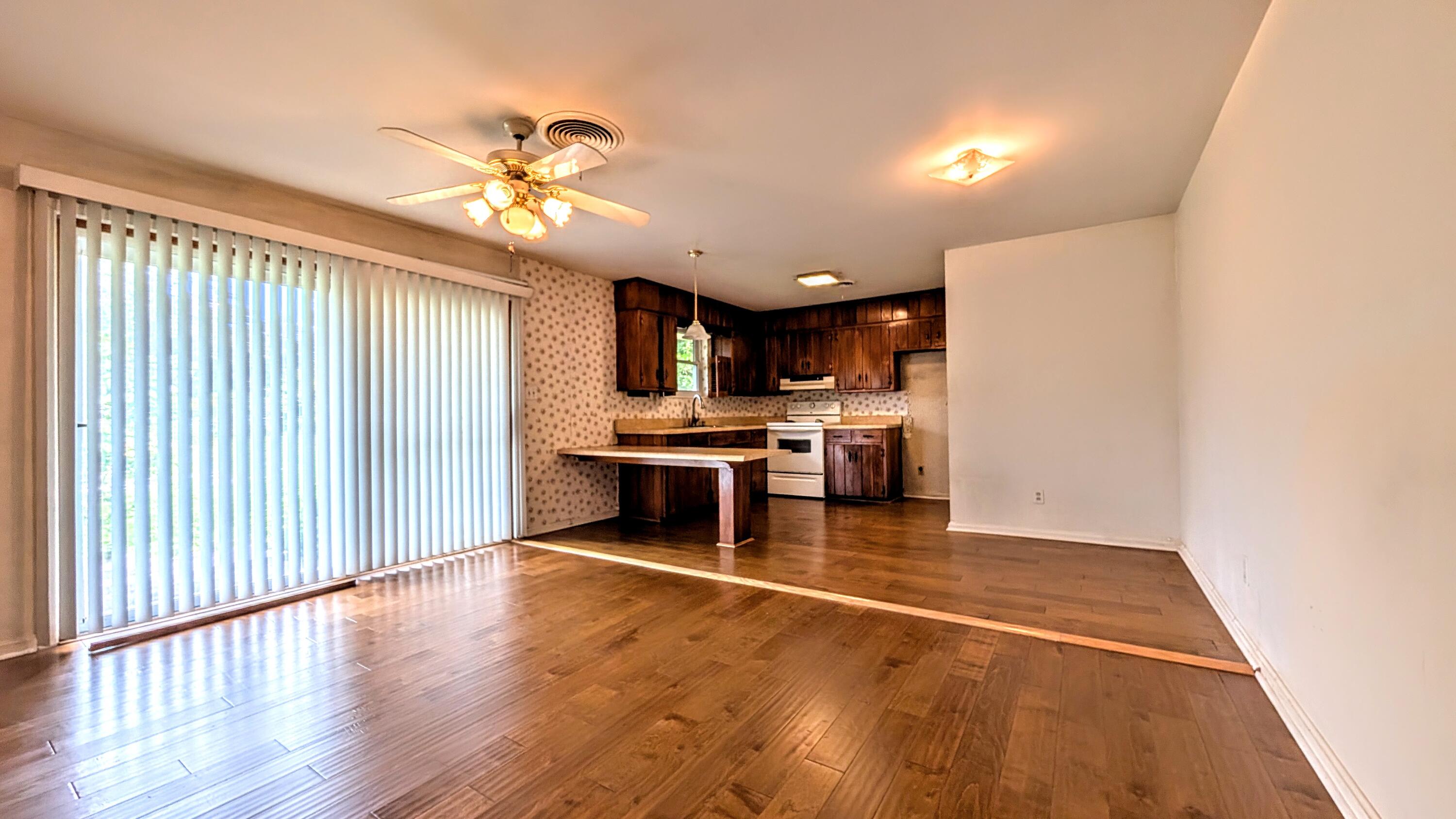 PXL_20250812_201802390.MP