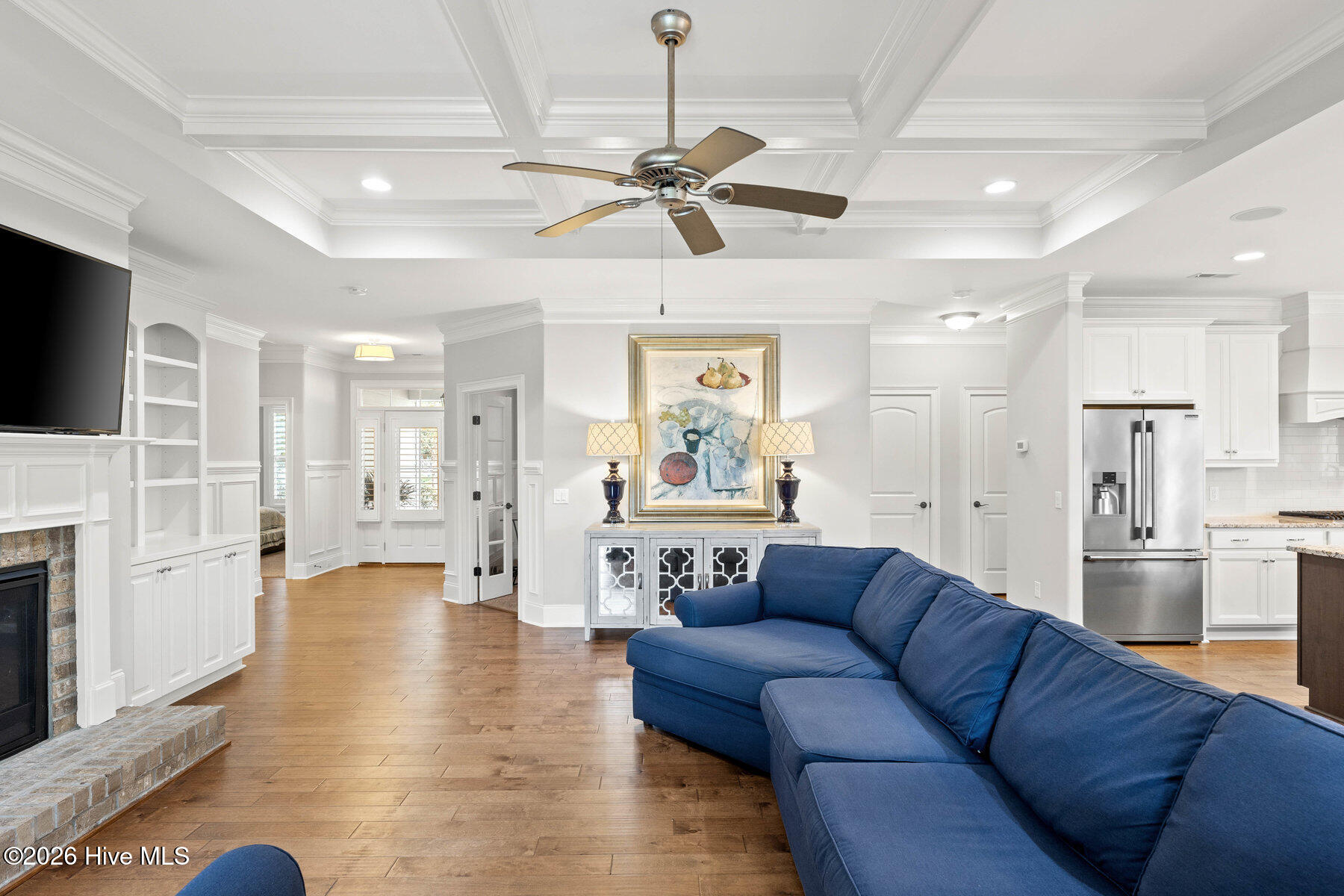 100567855 | Photo 14