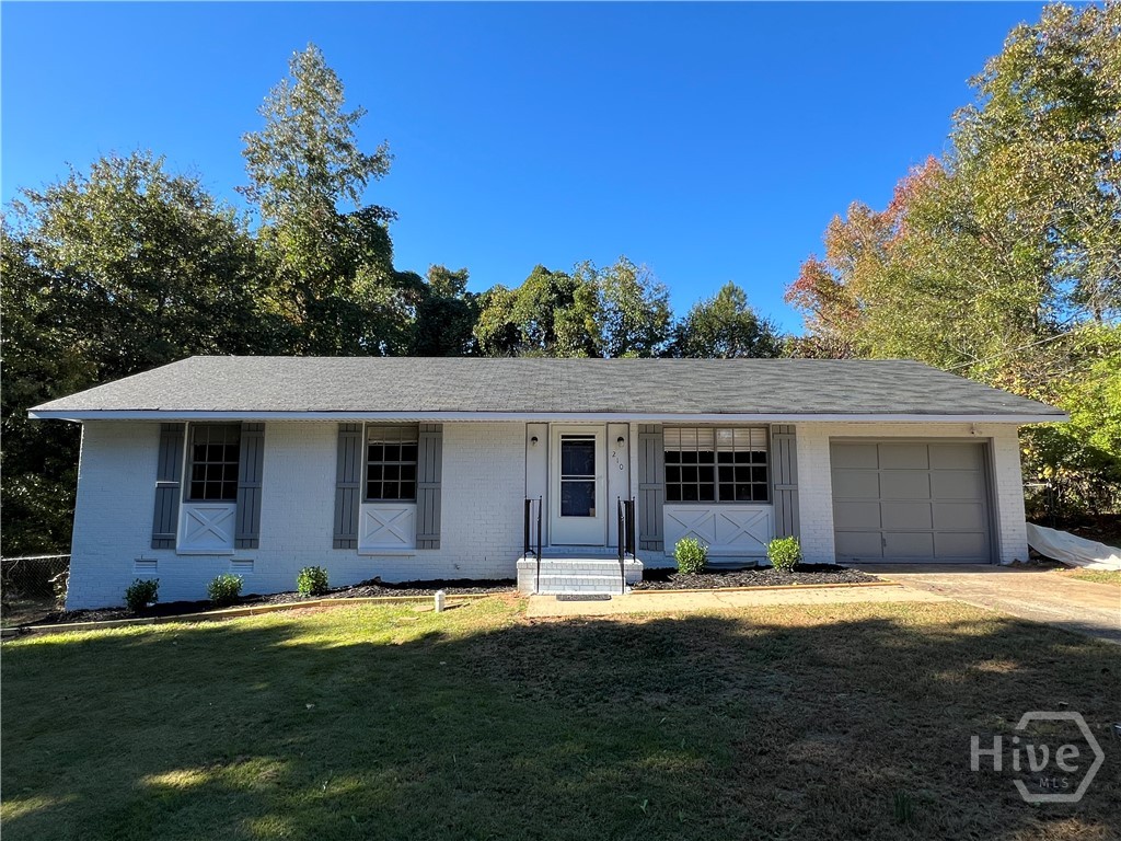 Welcome to this Charming Updated/Remodeled one level ranch in an established neighborhood.  3 Bedrooms, 2 Baths.  Only 1 block from the New Publix at Oak Grove Shopping Center,  Original Hardwood Flooring, Home is Freshly Painted Inside and Out! Updated Kitchen and Baths.