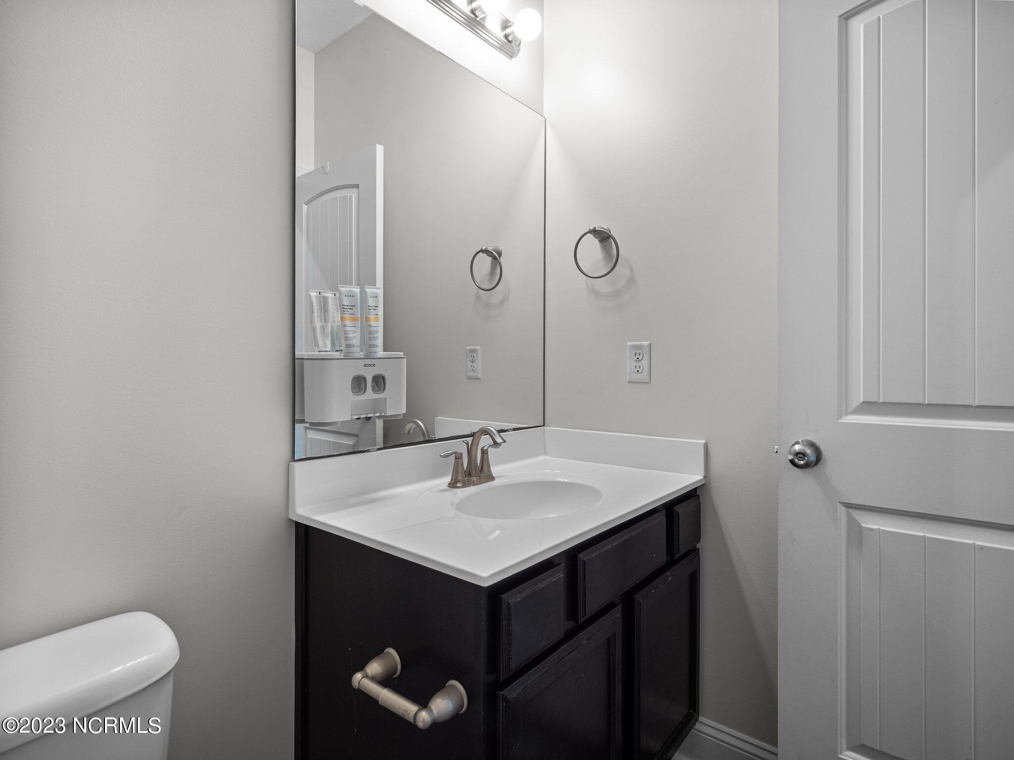 100552658 | Photo 45