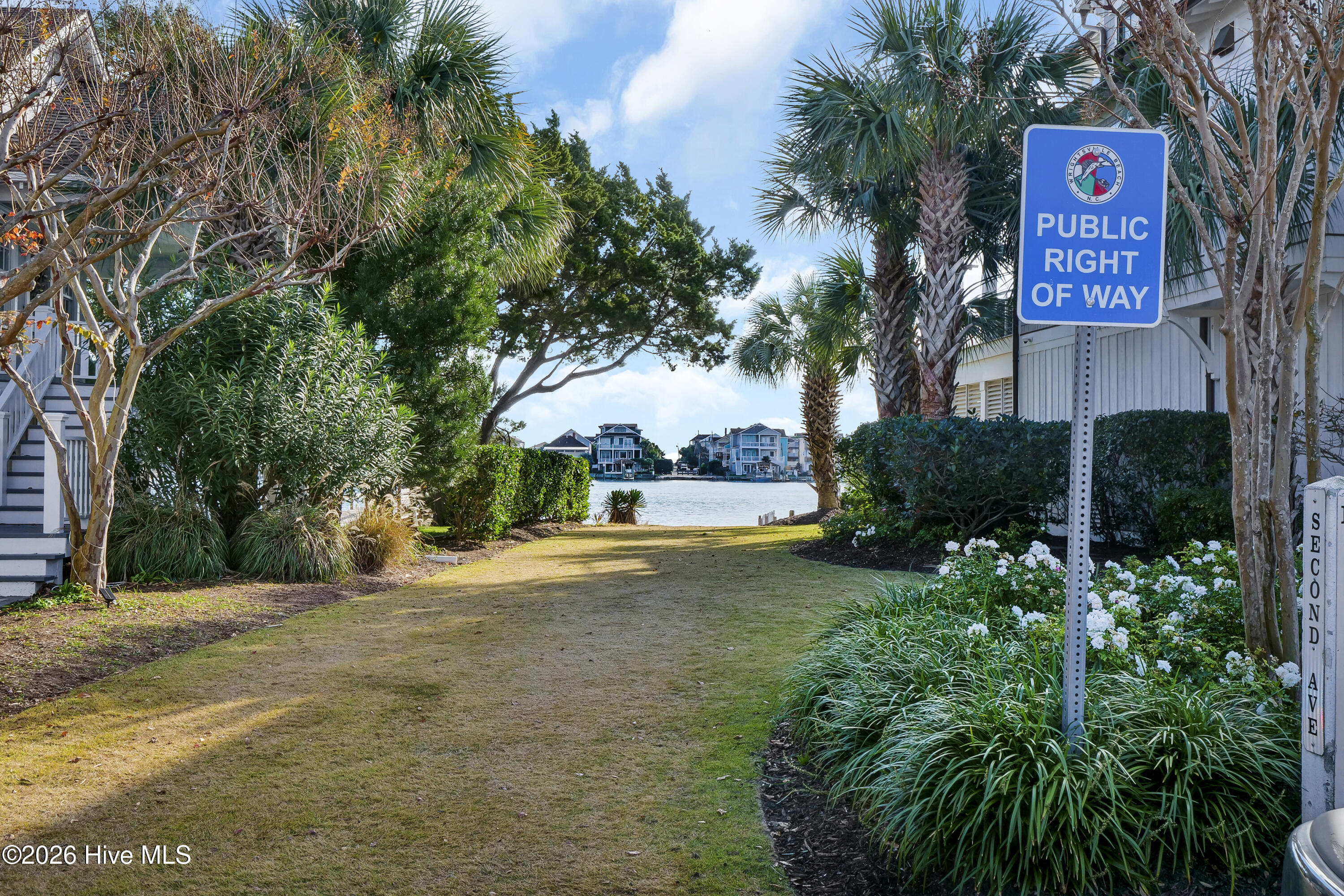 100549449 | Photo 31