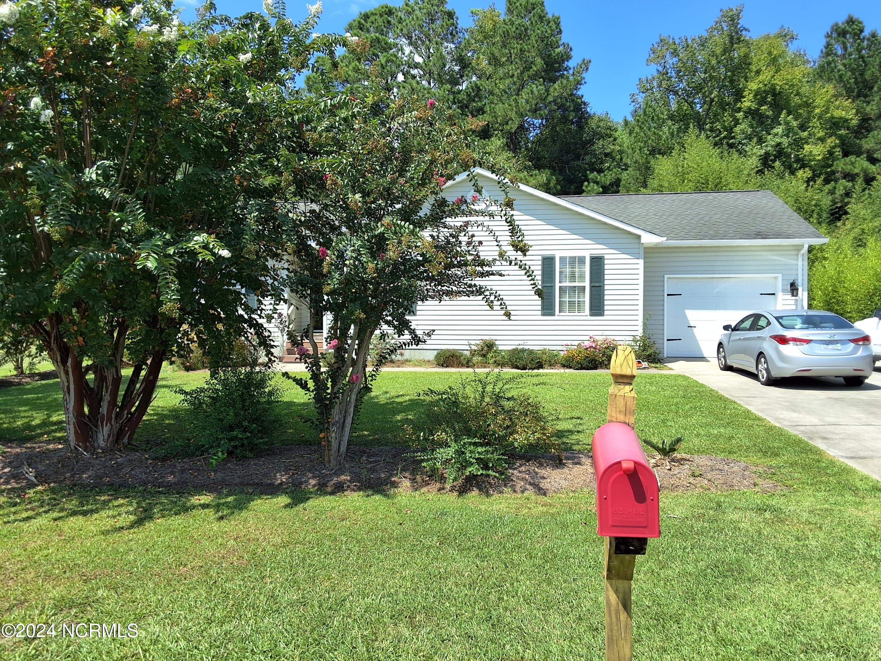 100463336 | Photo 50