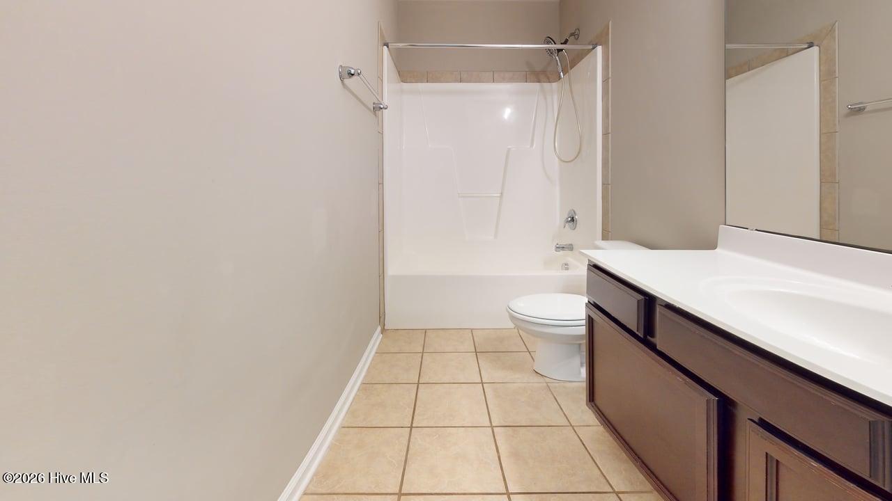 100569365 | Photo 22