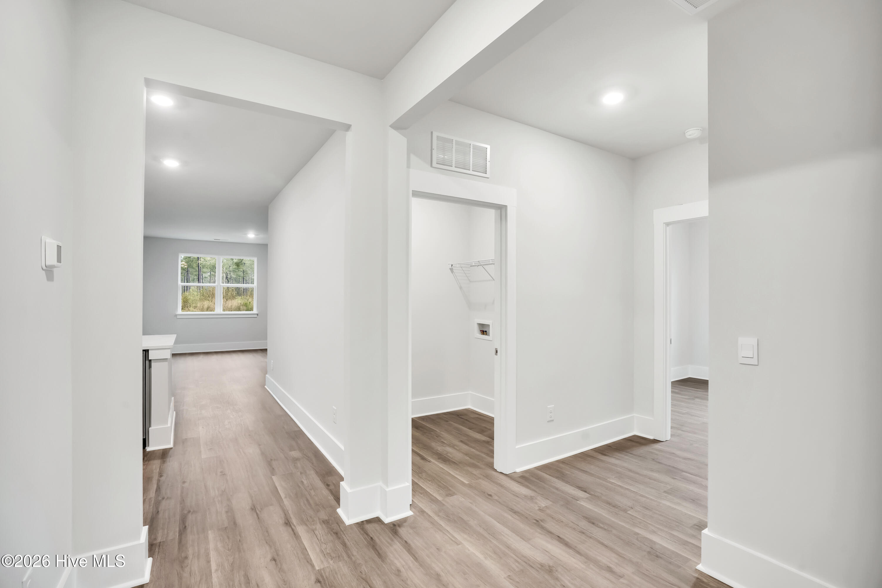 100558858 | Photo 12