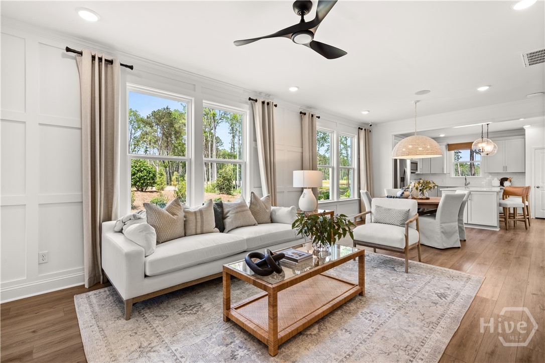 Pictures, photographs, colors, features, and sizes are for illustration purposes only and will vary from the homes as built.