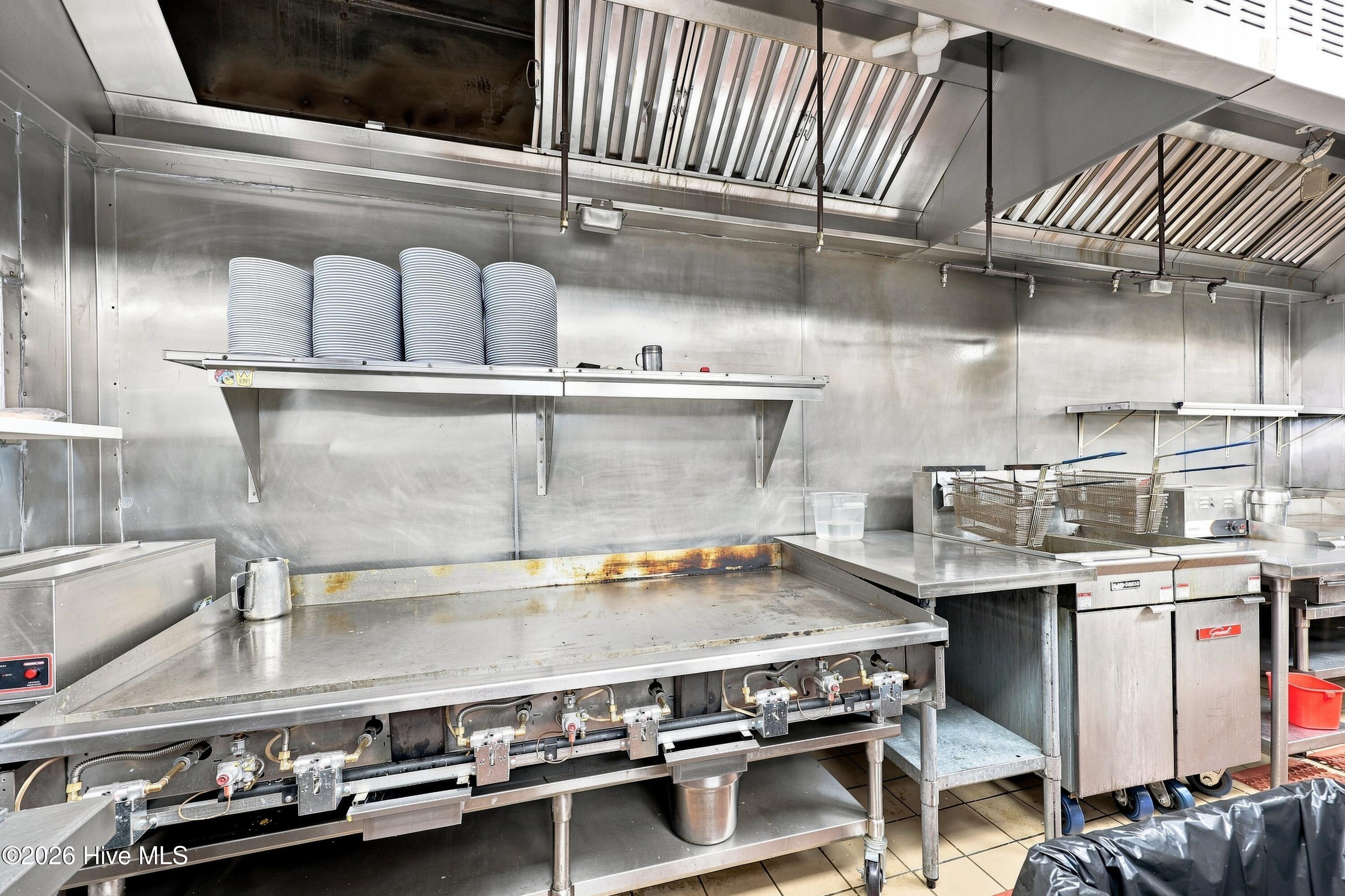 Additional kitchen equipment.