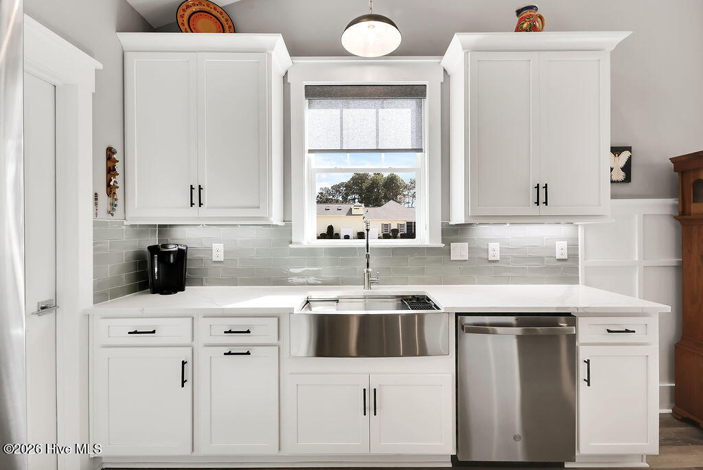 100555392 | Photo 13