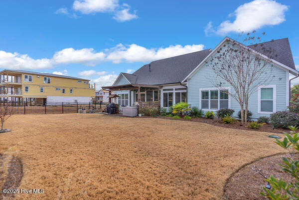 100545282 | Photo 46