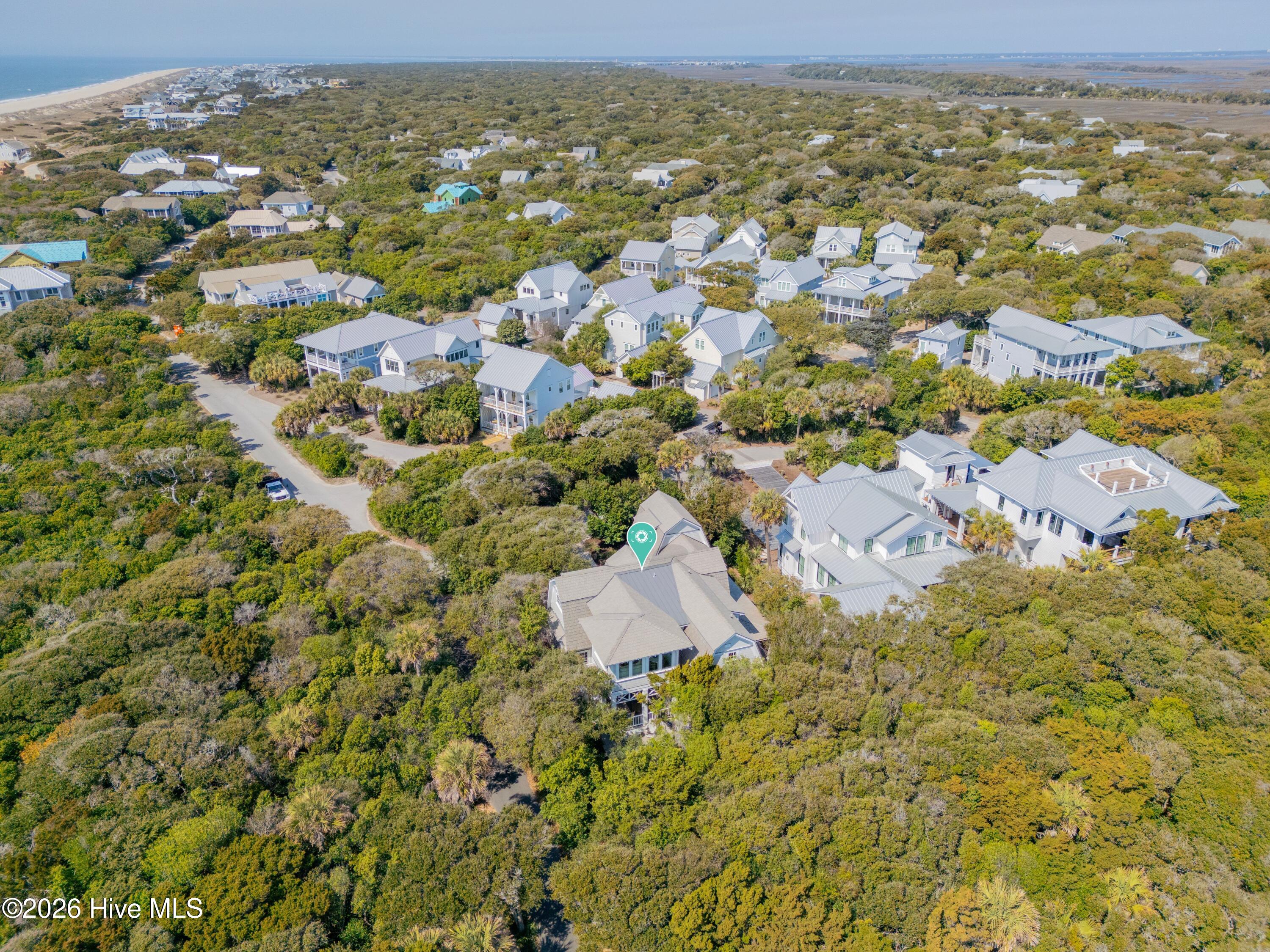 100567930 | Photo 66