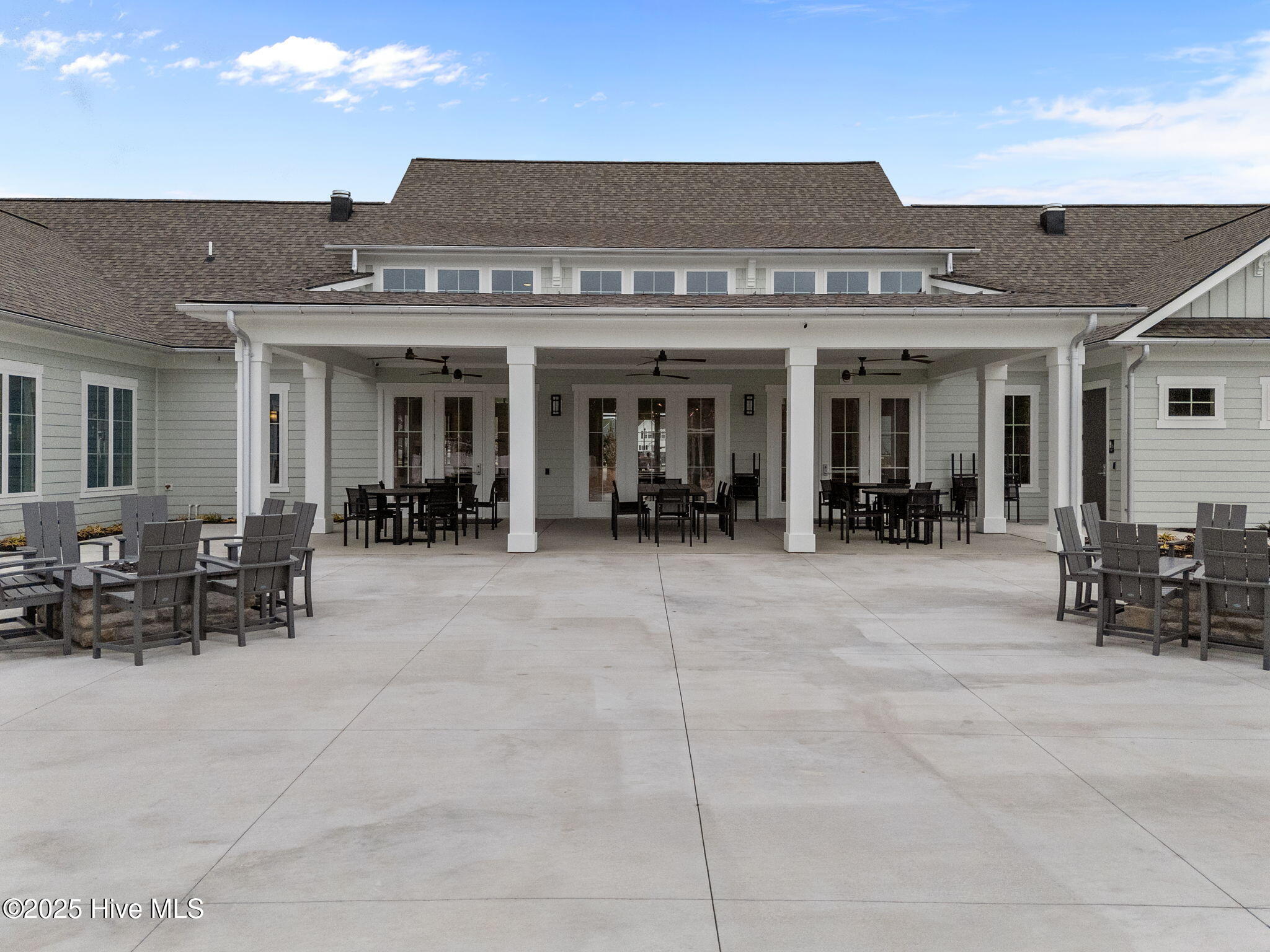 100546281 | Photo 37