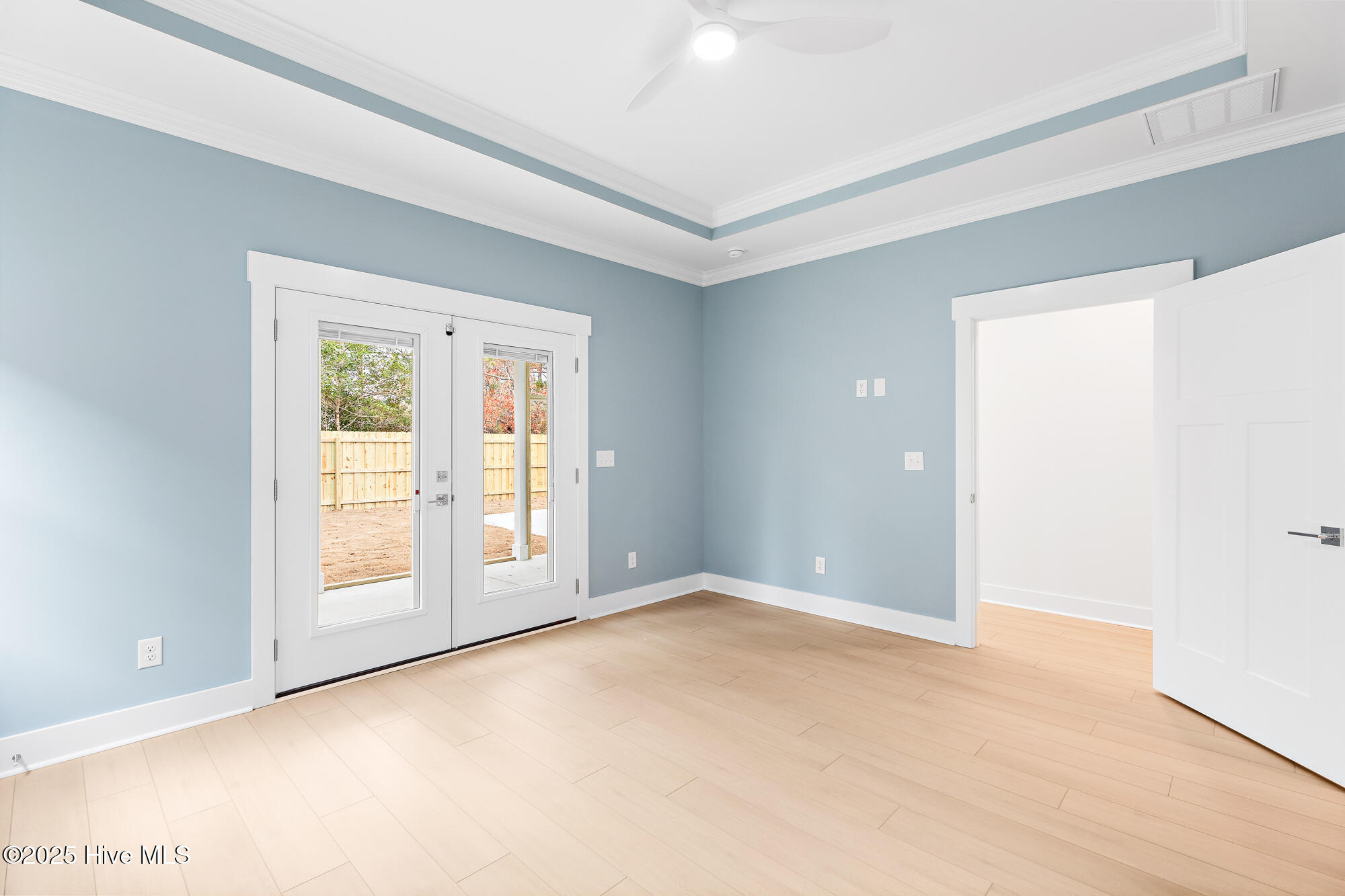 100514744 | Photo 47