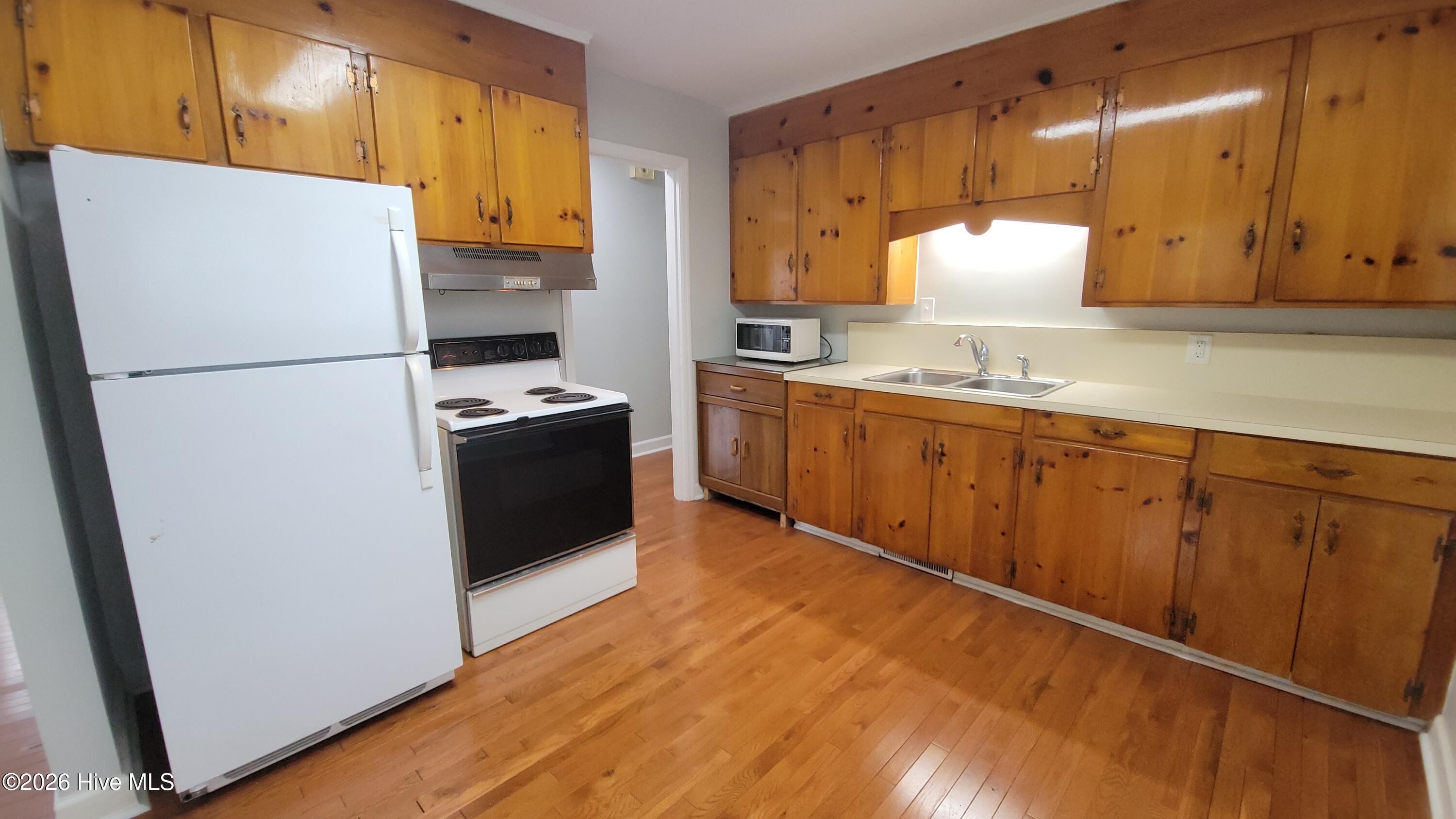 100554451 | Photo 24