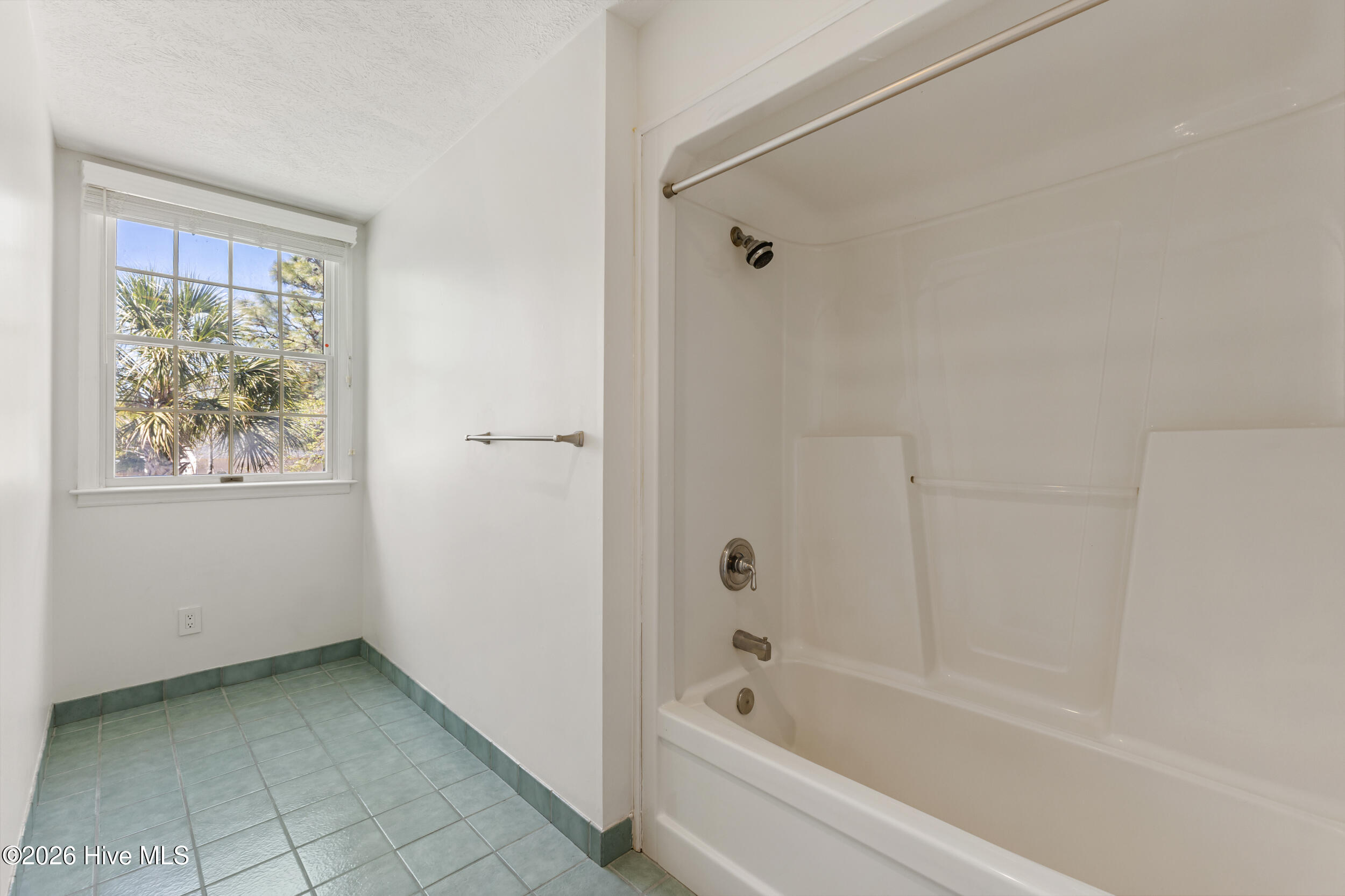 137 River Oaks Drive, Wilmington, NC, 28412