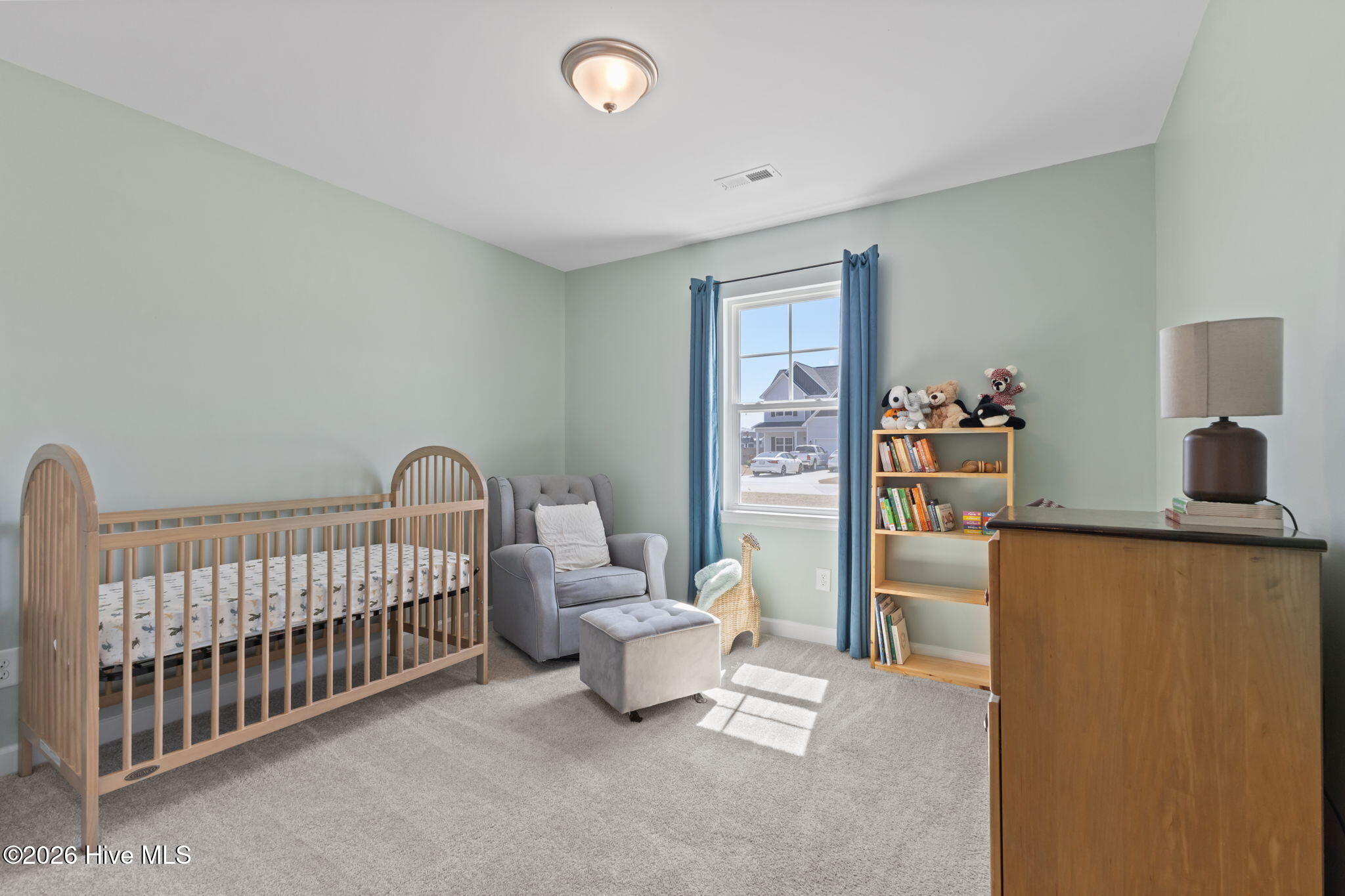 100563188 | Photo 27