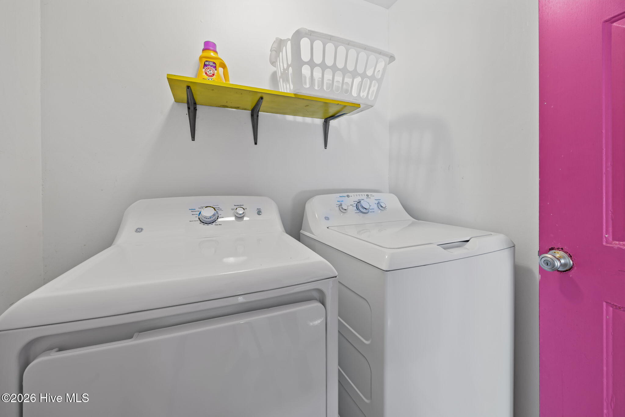 100559652 | Photo 44