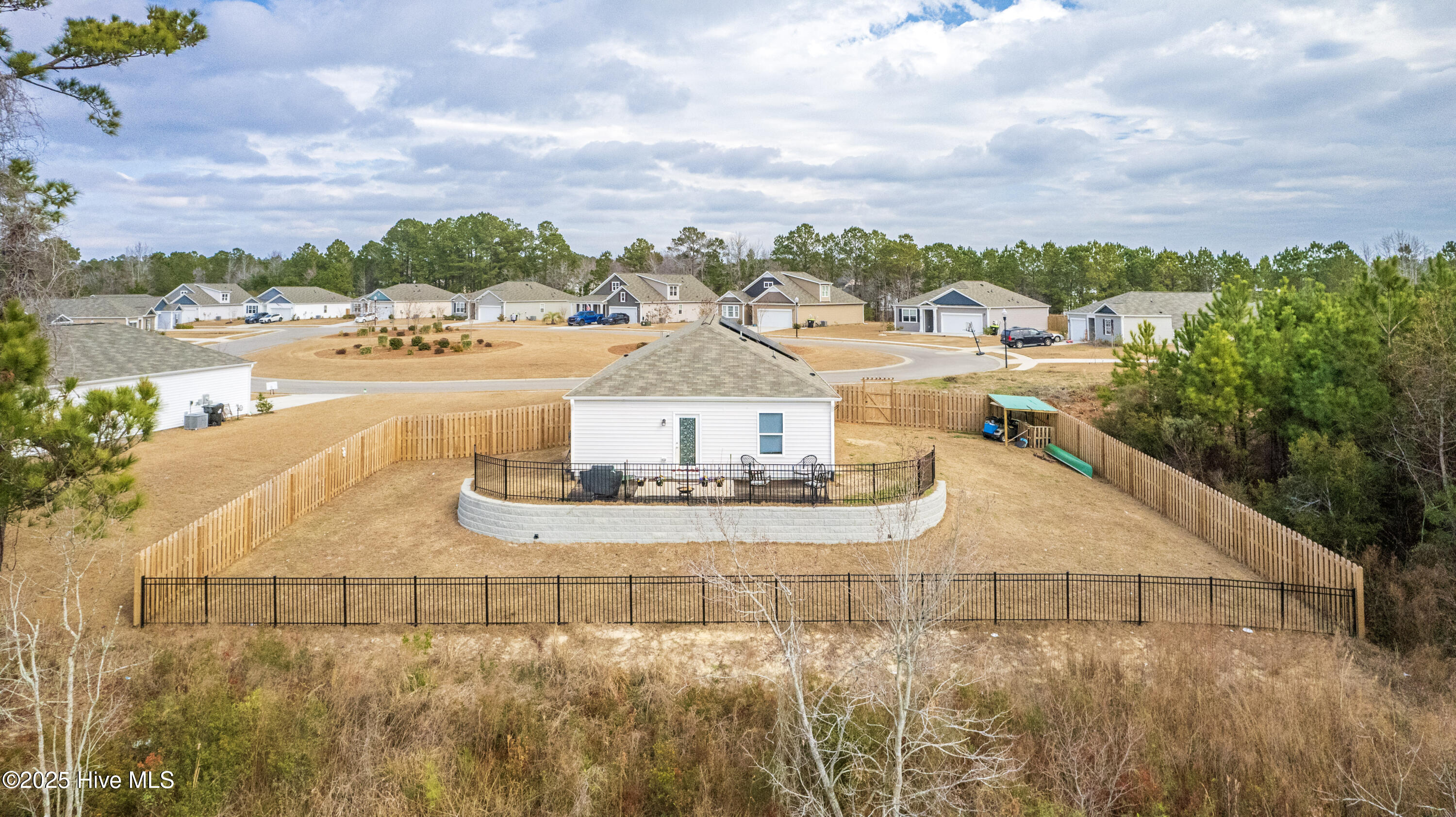 100566662 | Photo 13