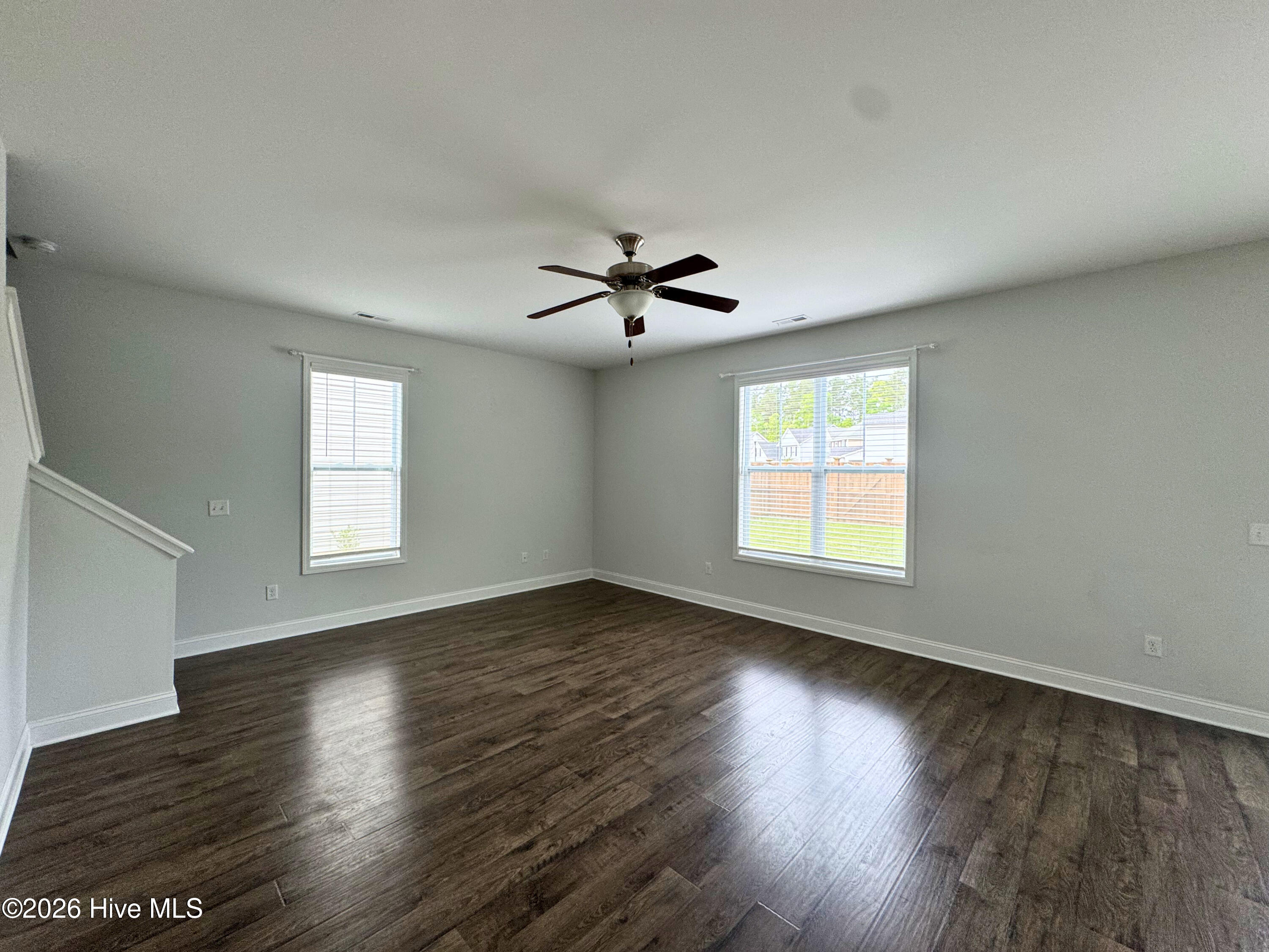 100566006 | Photo 12