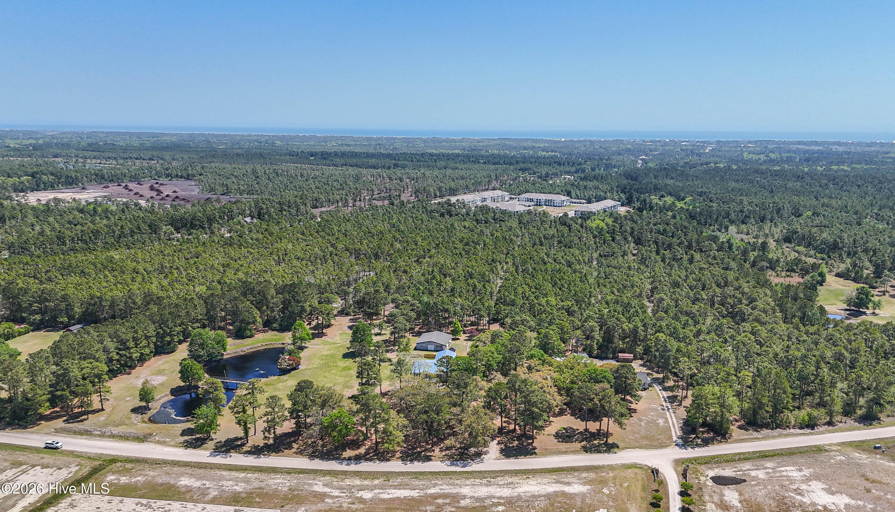 100567372 | Photo 86