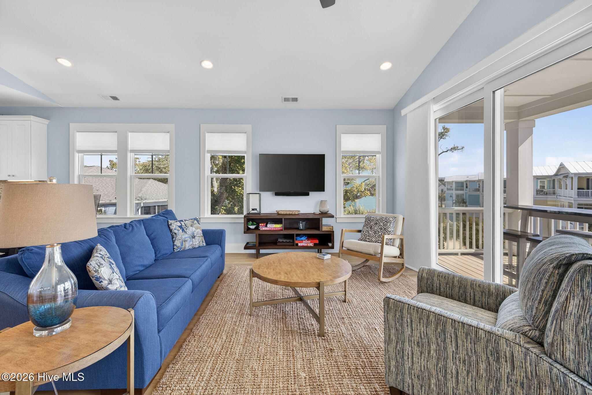 100555163 | Photo 12