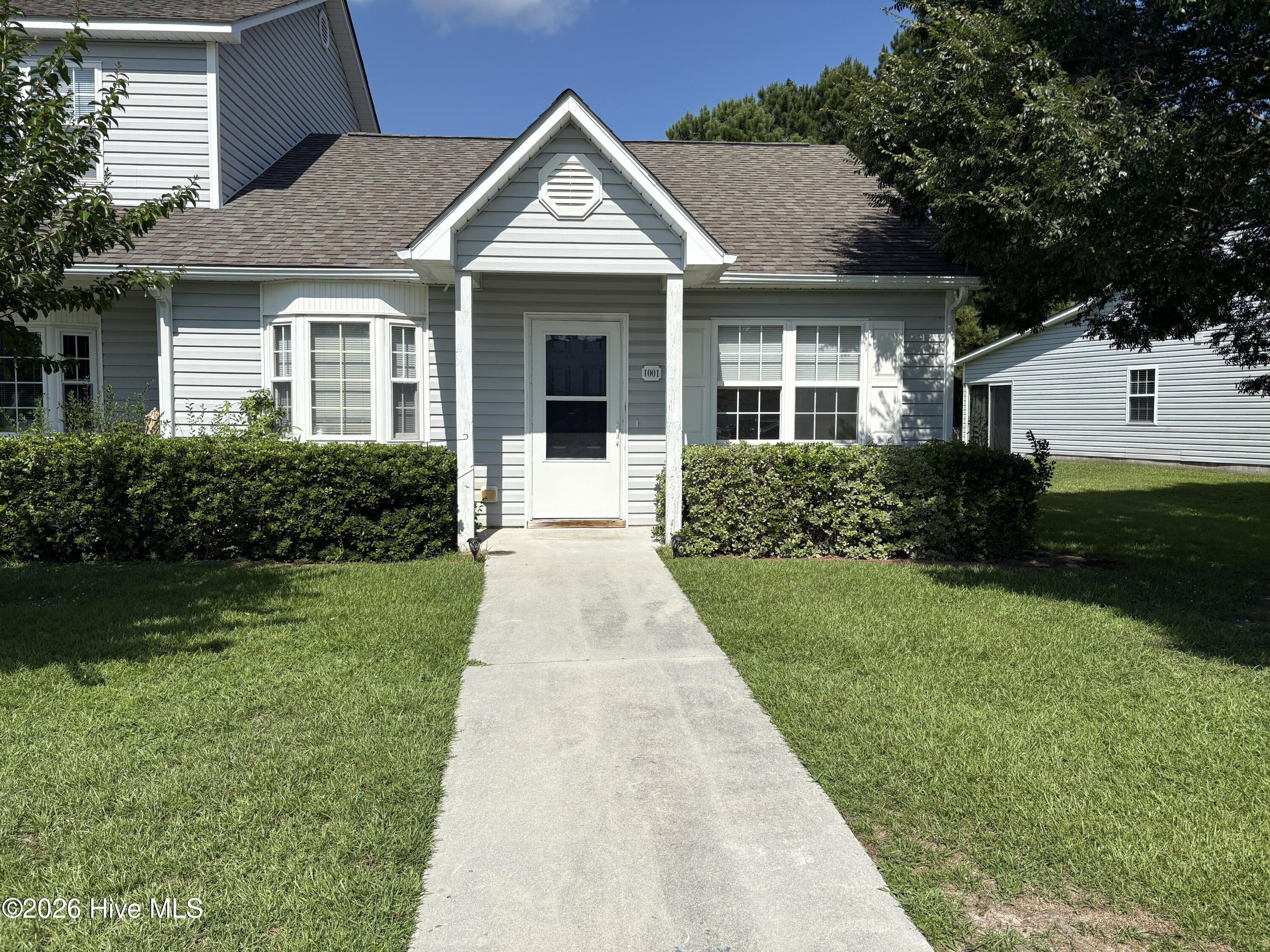 1001 Courtyard W,Newport