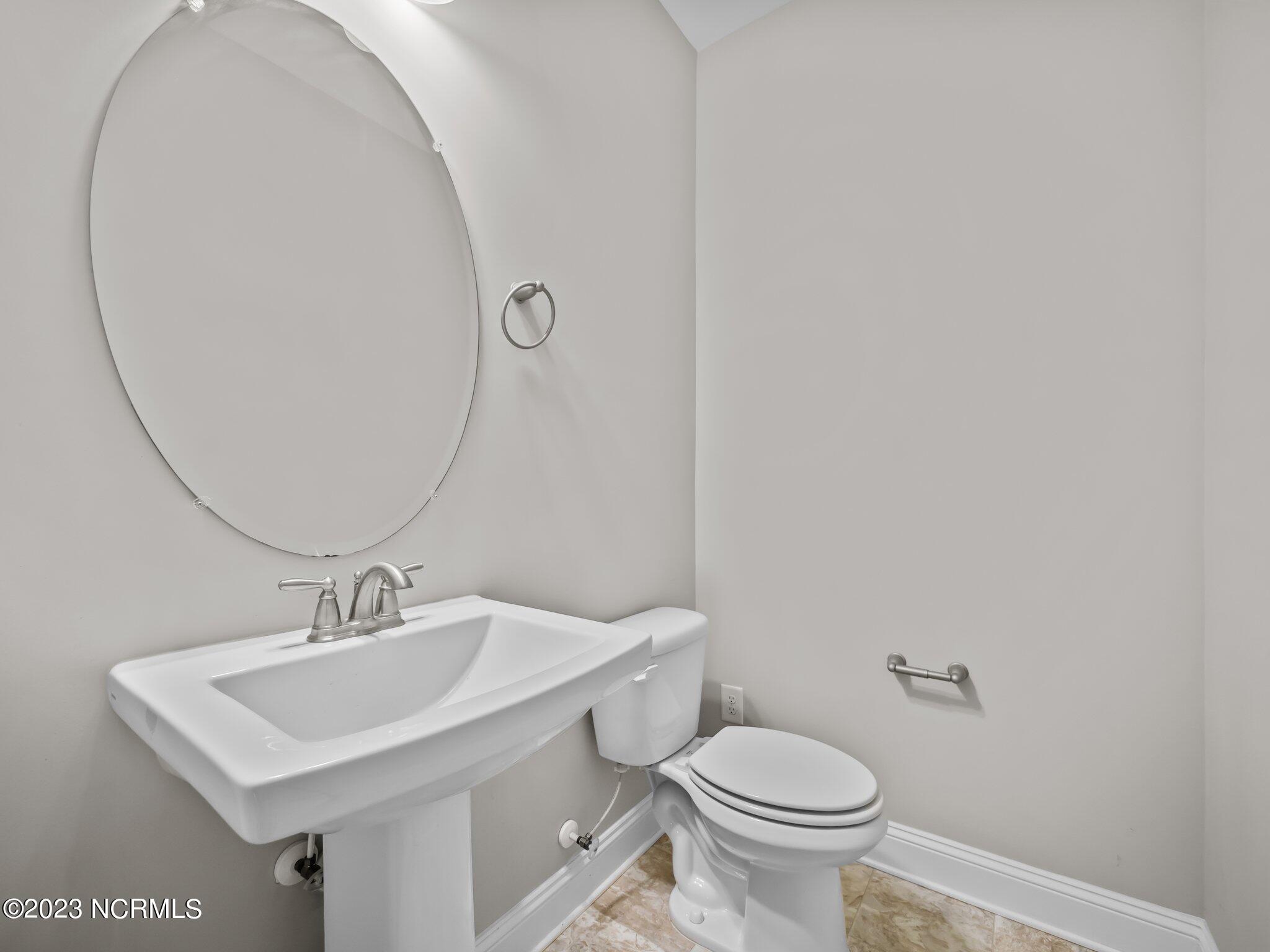 100553383 | Photo 17