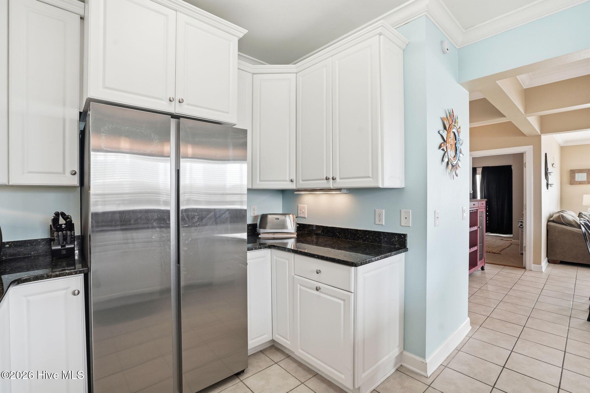 100560222 | Photo 16