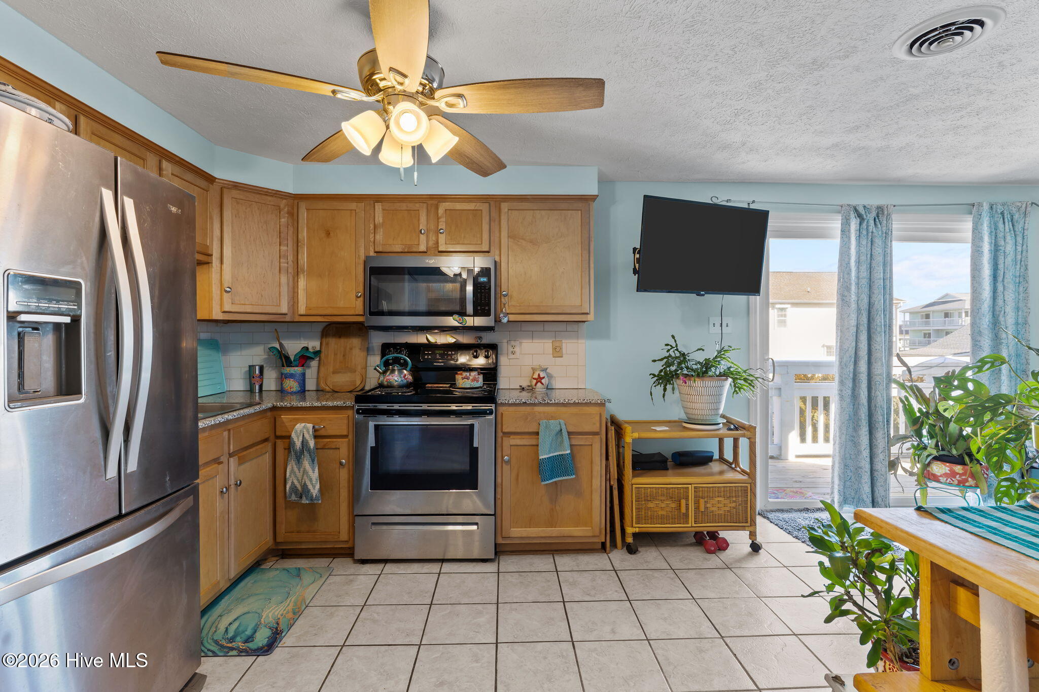 100545884 | Photo 12