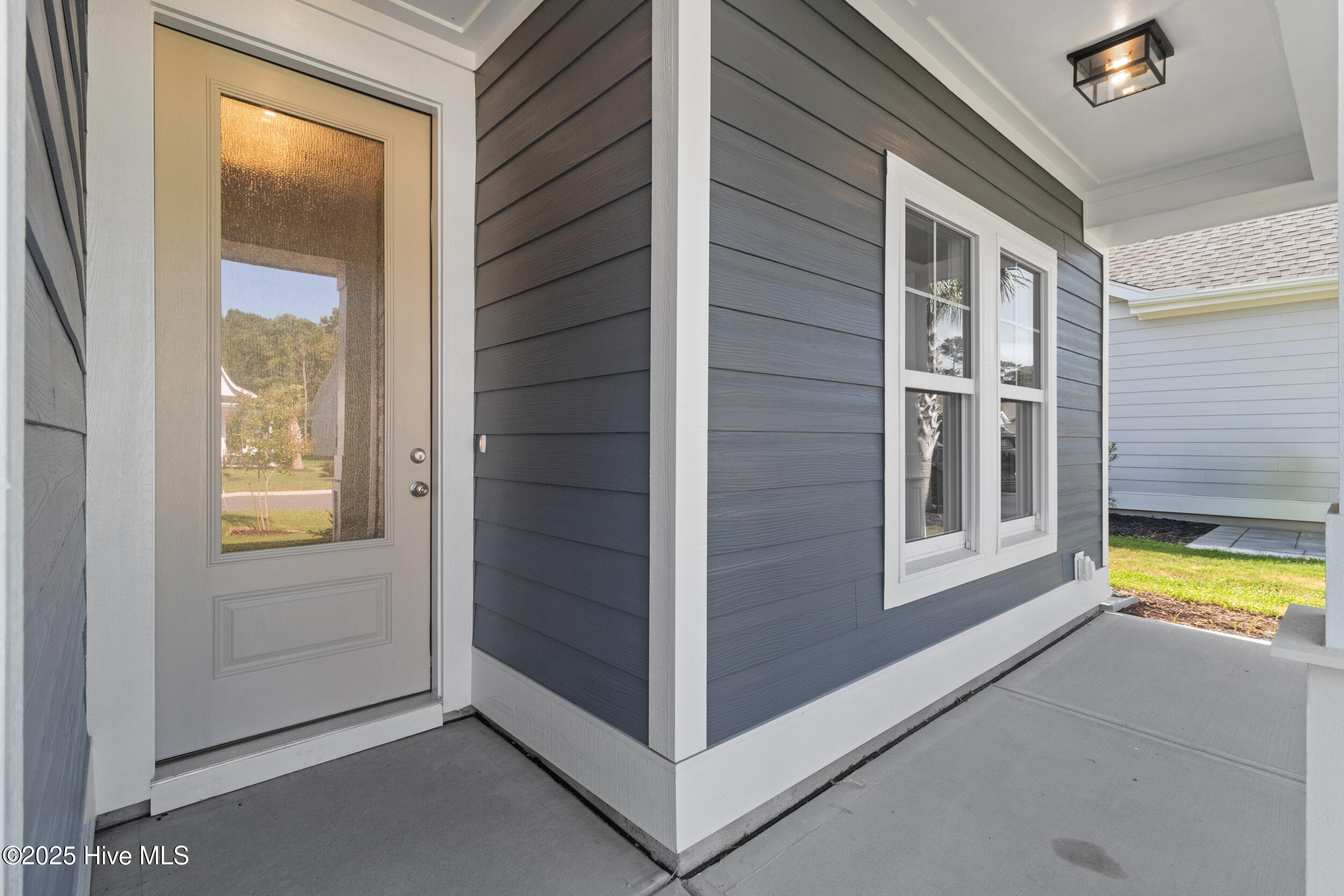 2062 Greenside Manor Drive SW, Ocean Isle Beach, NC 28469 – photo 8: 10_front entryway