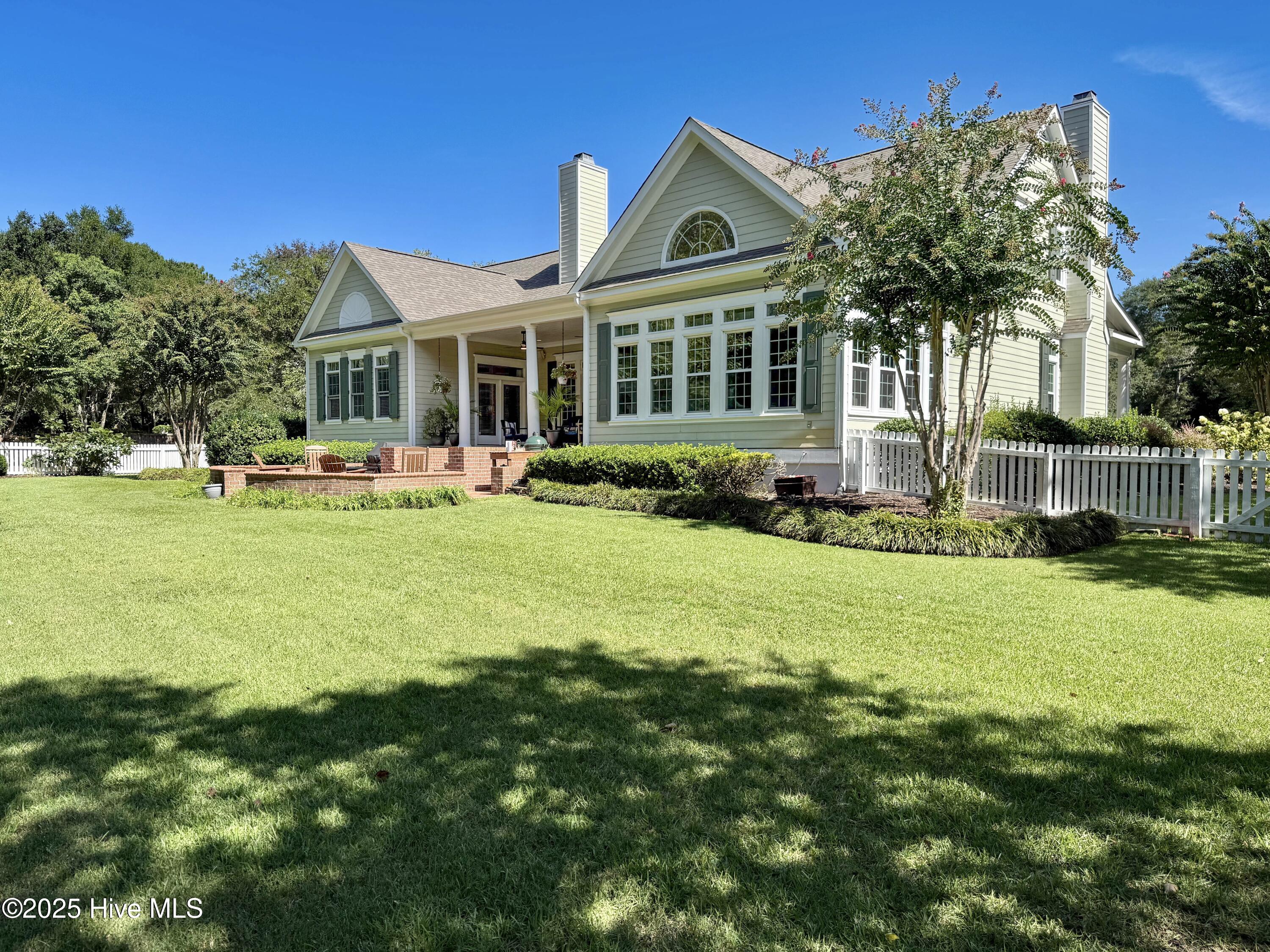 100561292 | Photo 92