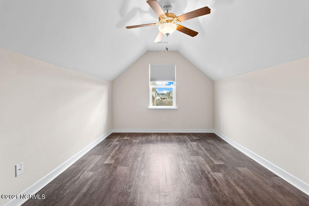 100555574 | Photo 21