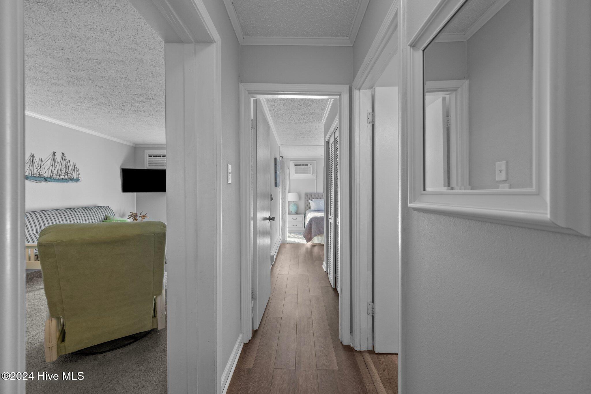 100480153 | Photo 23