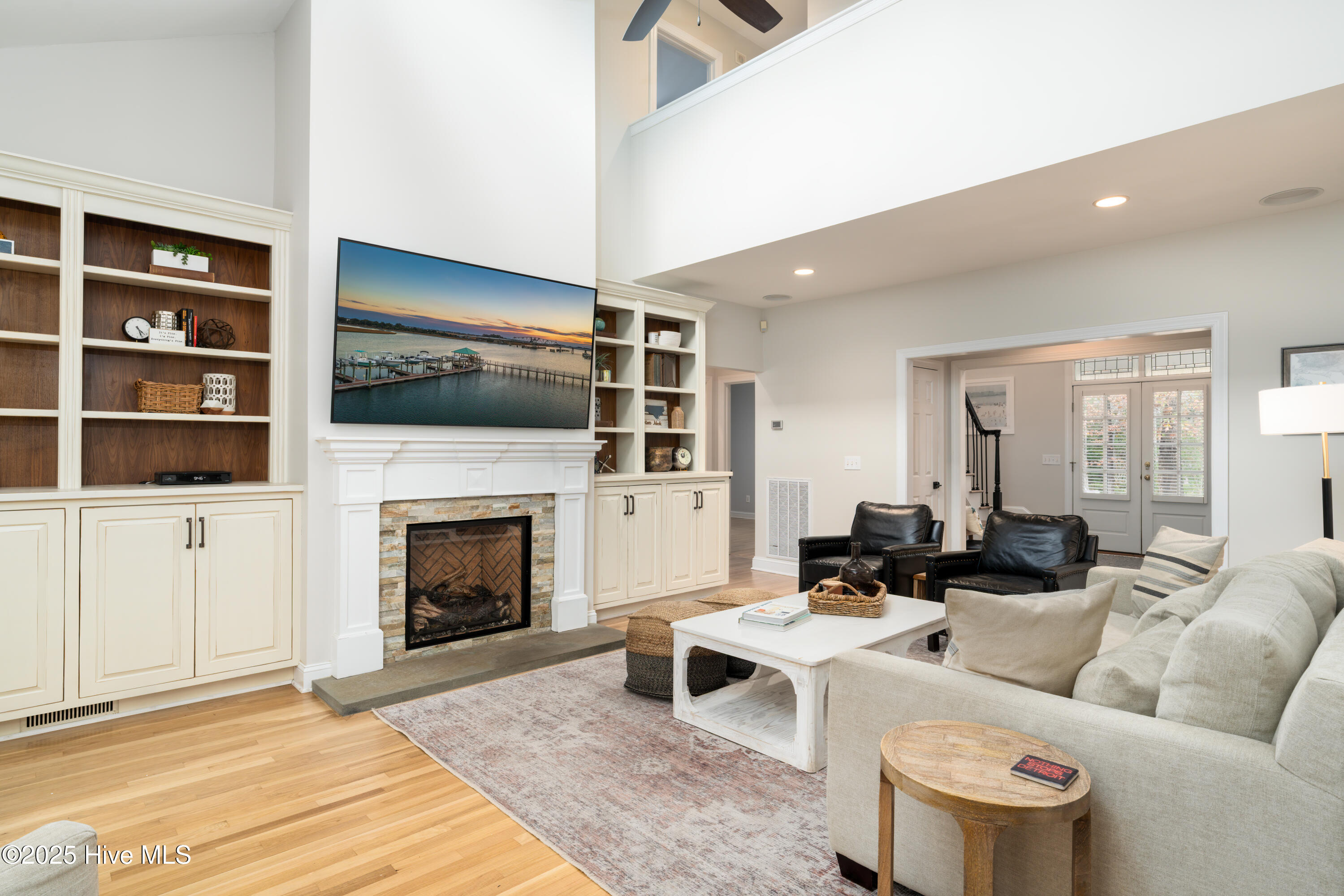 100544767 | Photo 18