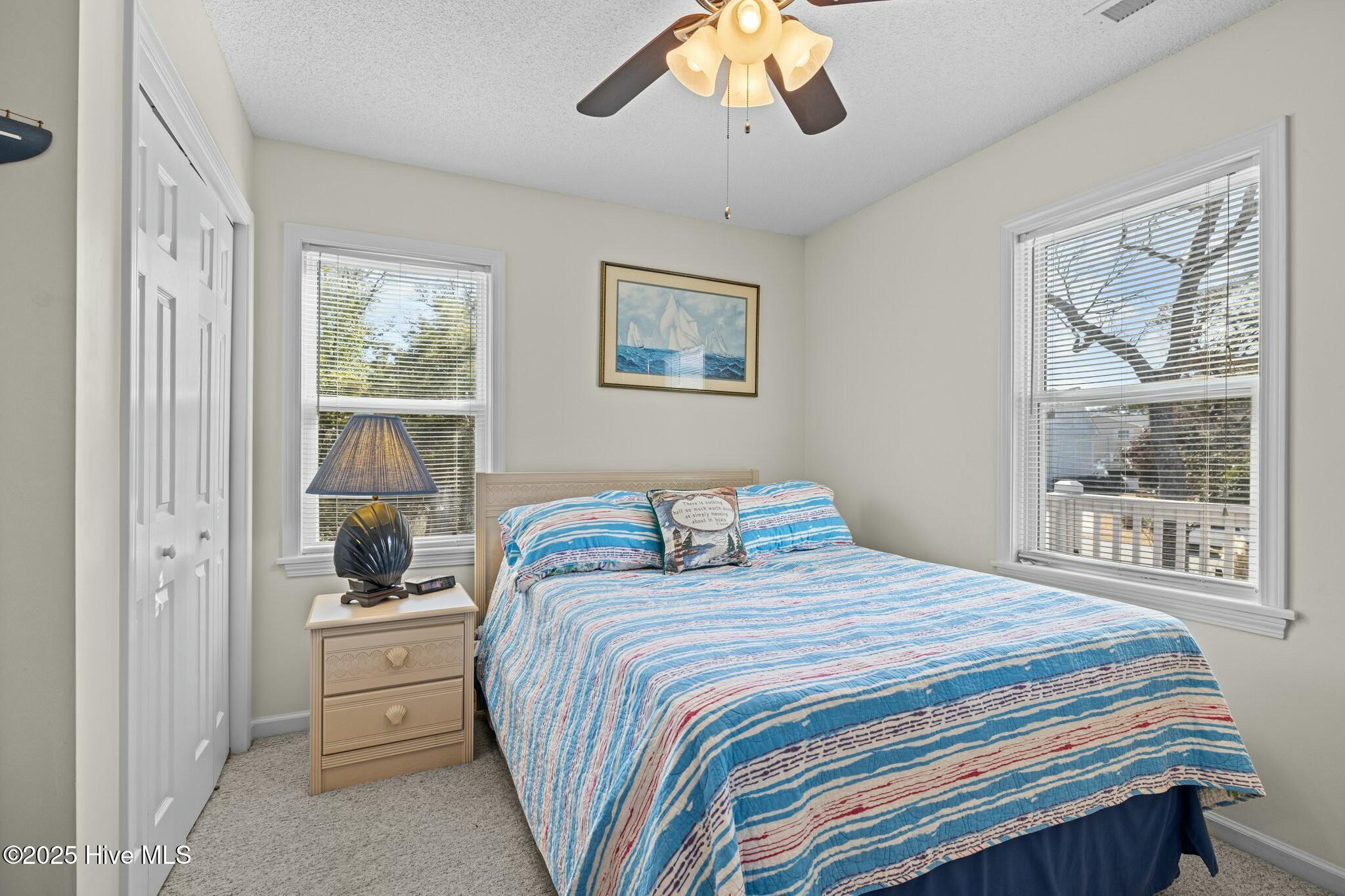 100490035 | Photo 26