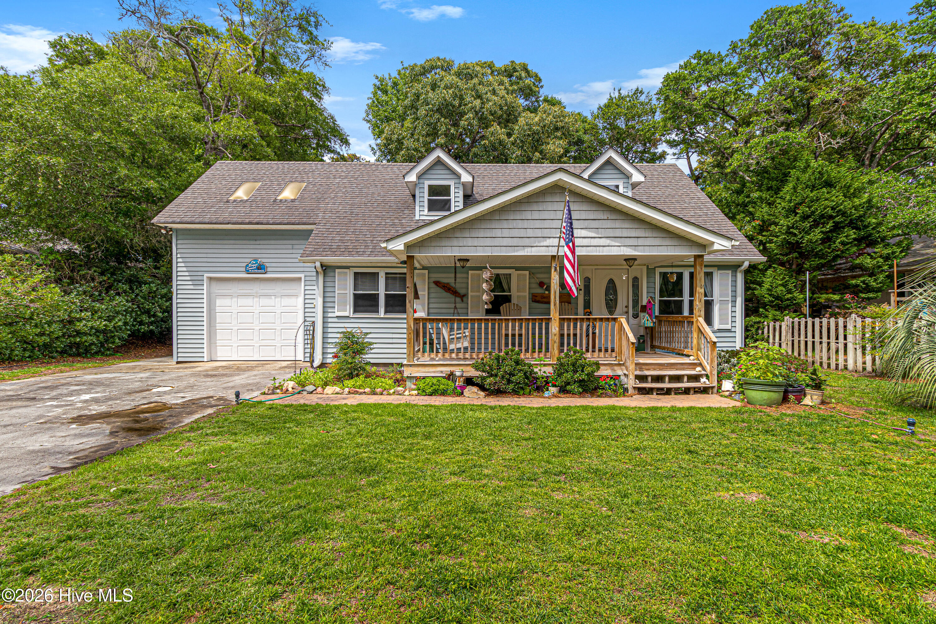 104 Elm Court,Pine Knoll Shores