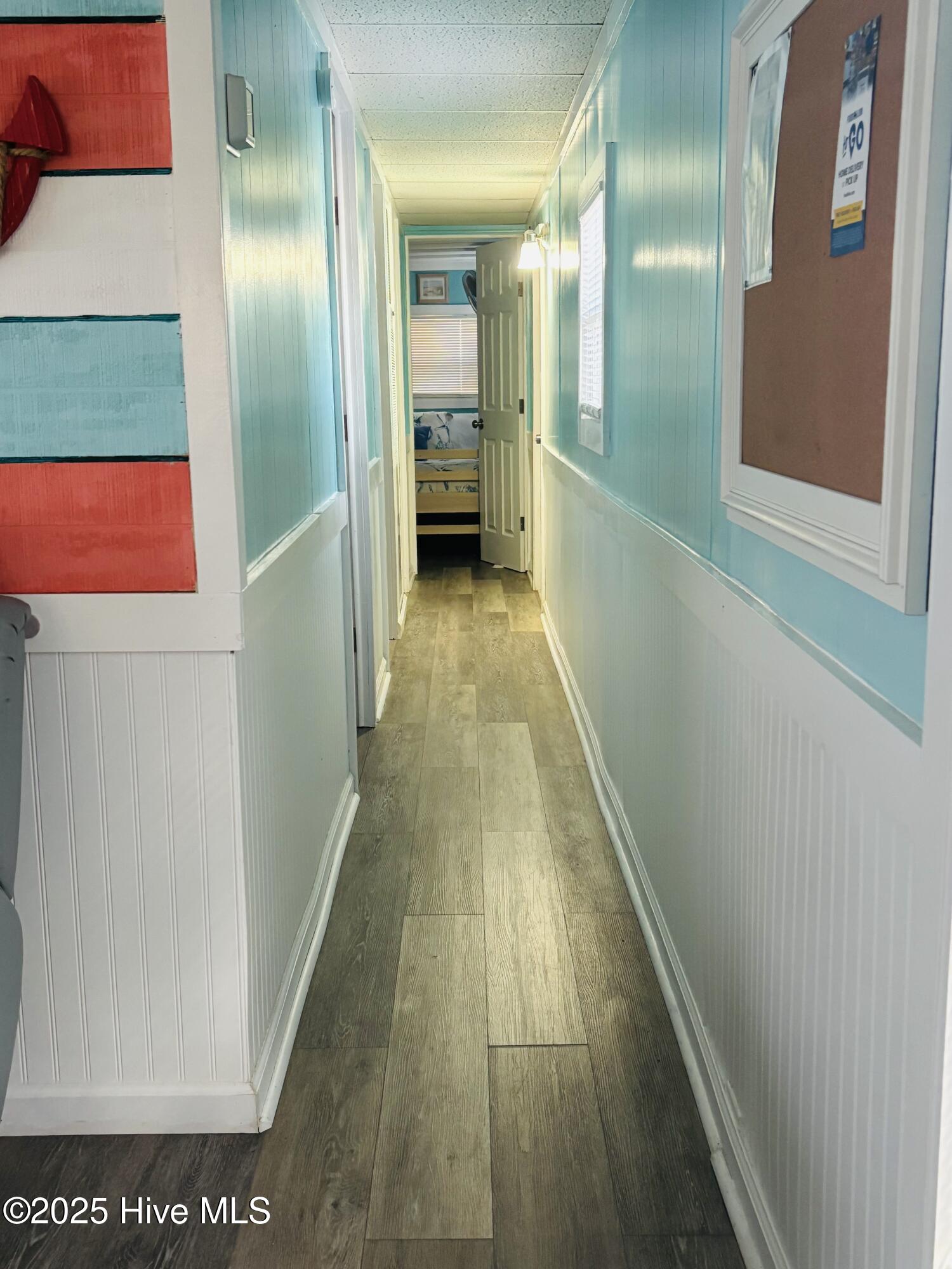 100528593 | Photo 18