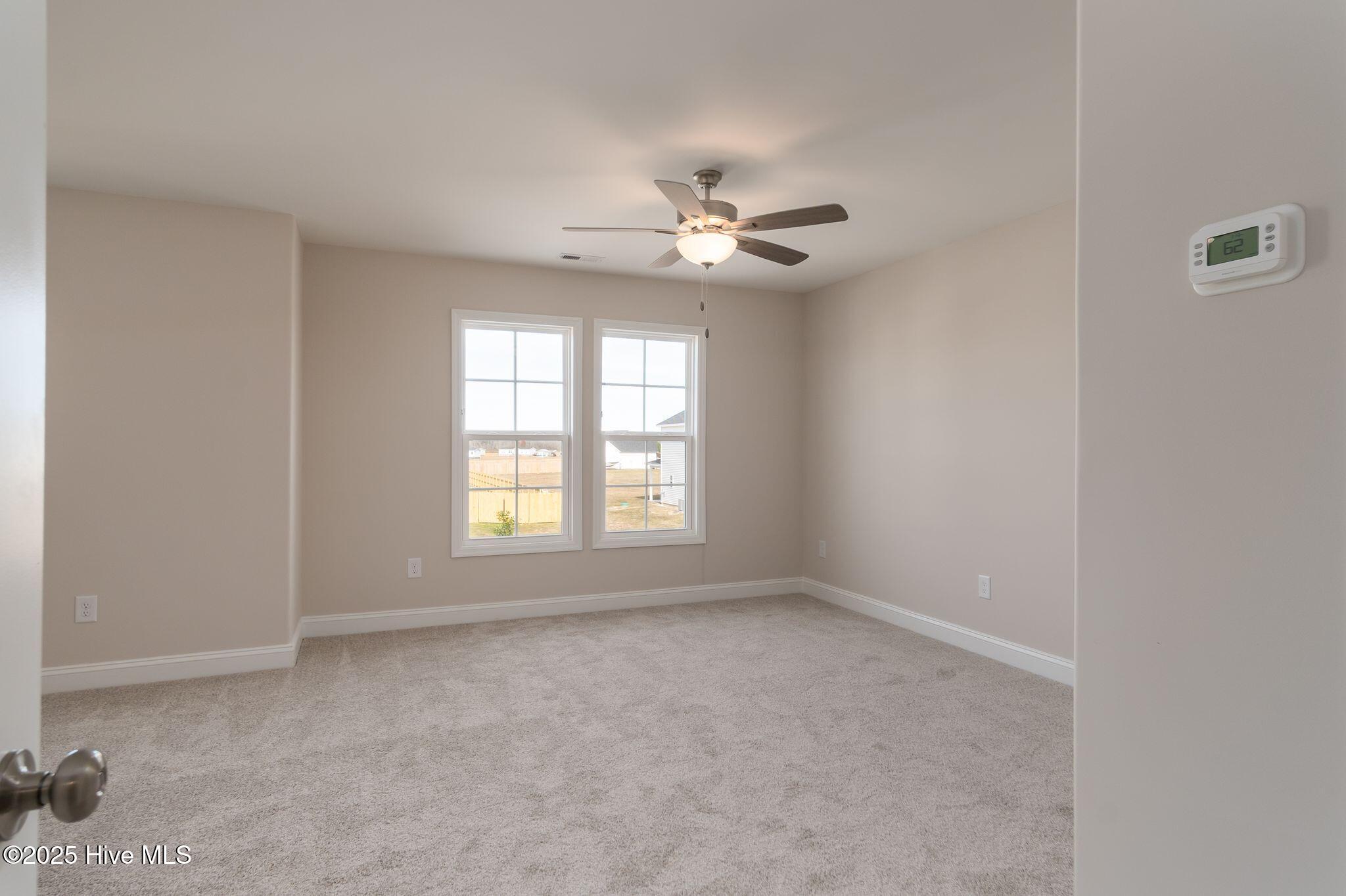 100531005 | Photo 25