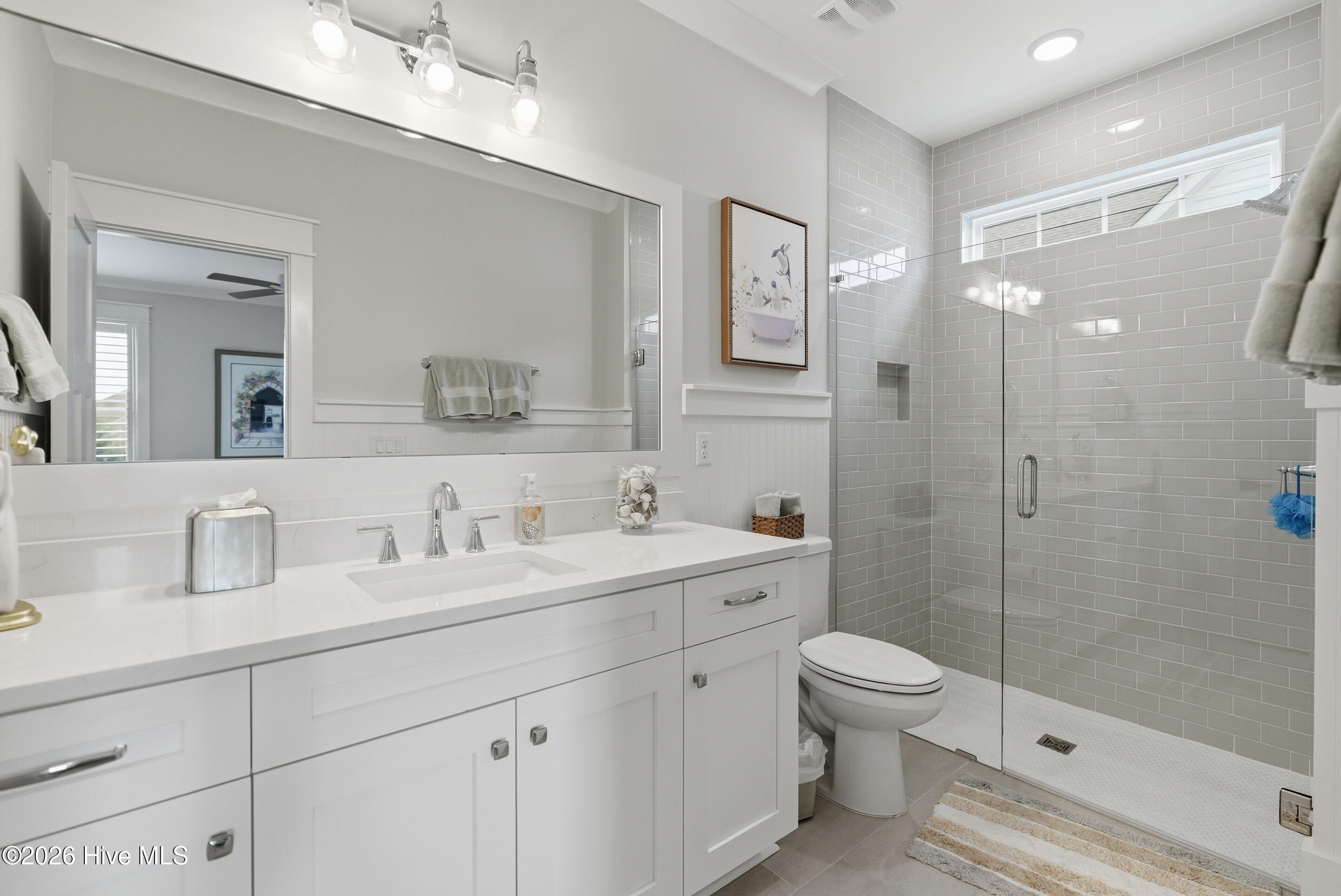 100562941 | Photo 29