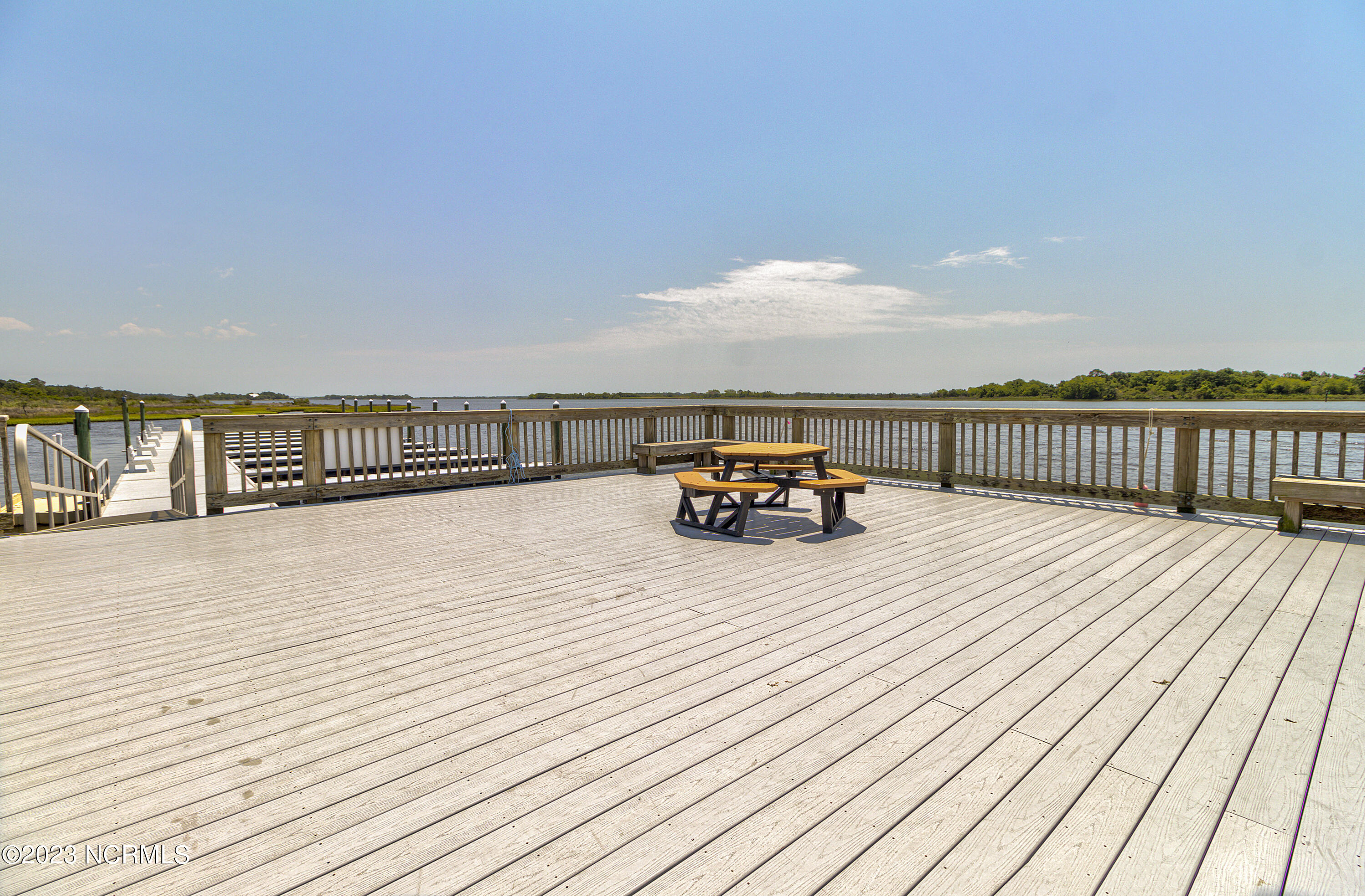 100391877 | Photo 19