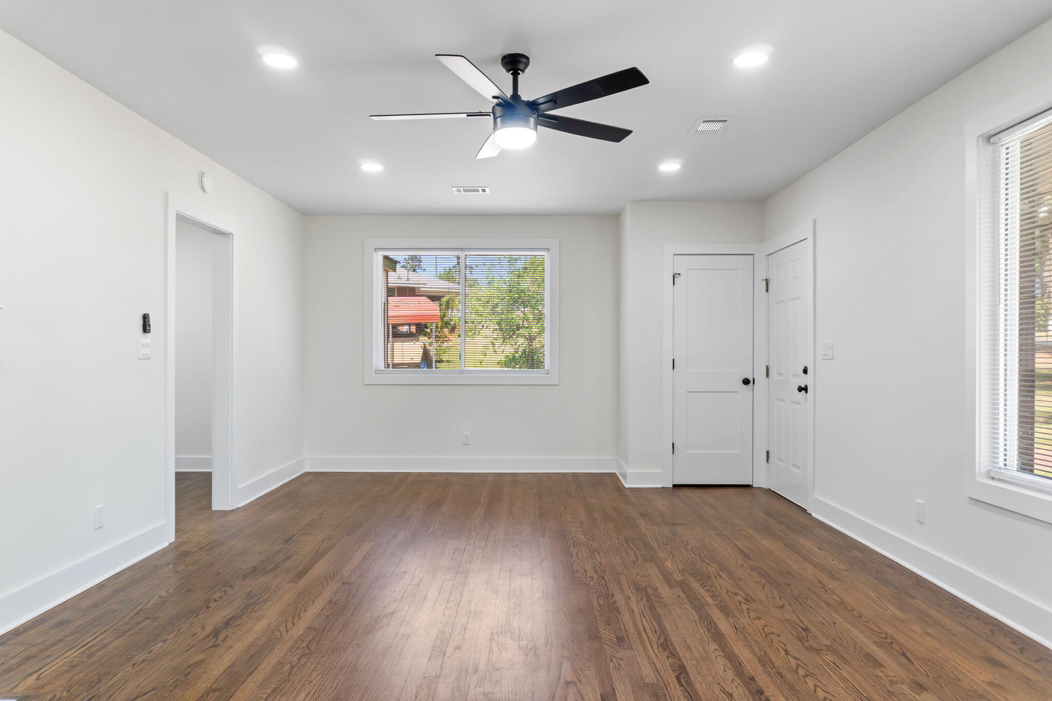 10-web-or-mls-DSC09285