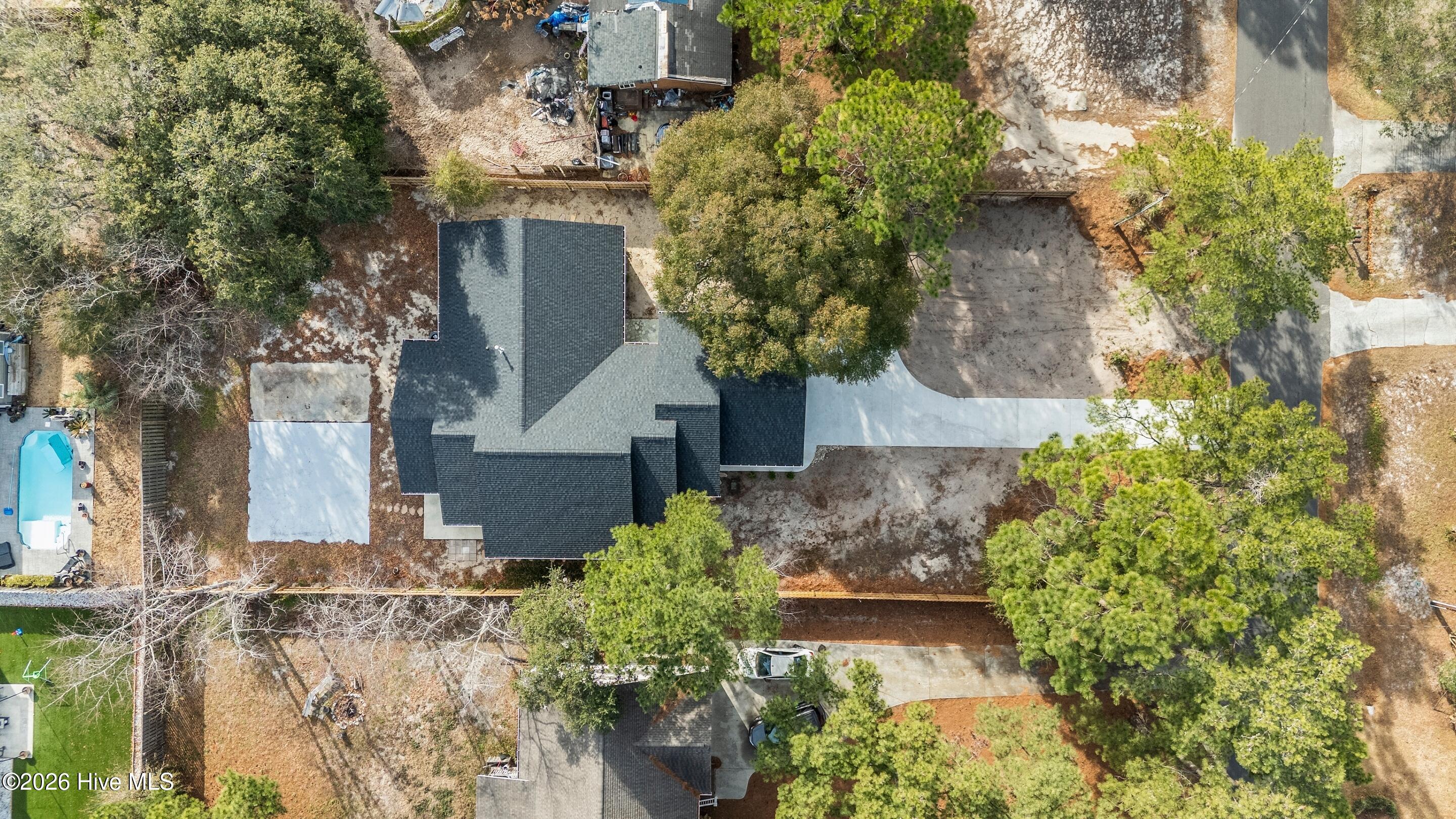 100549199 | Photo 22