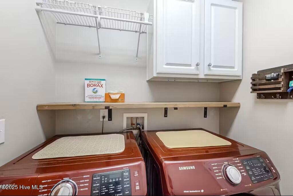 100528261 | Photo 18